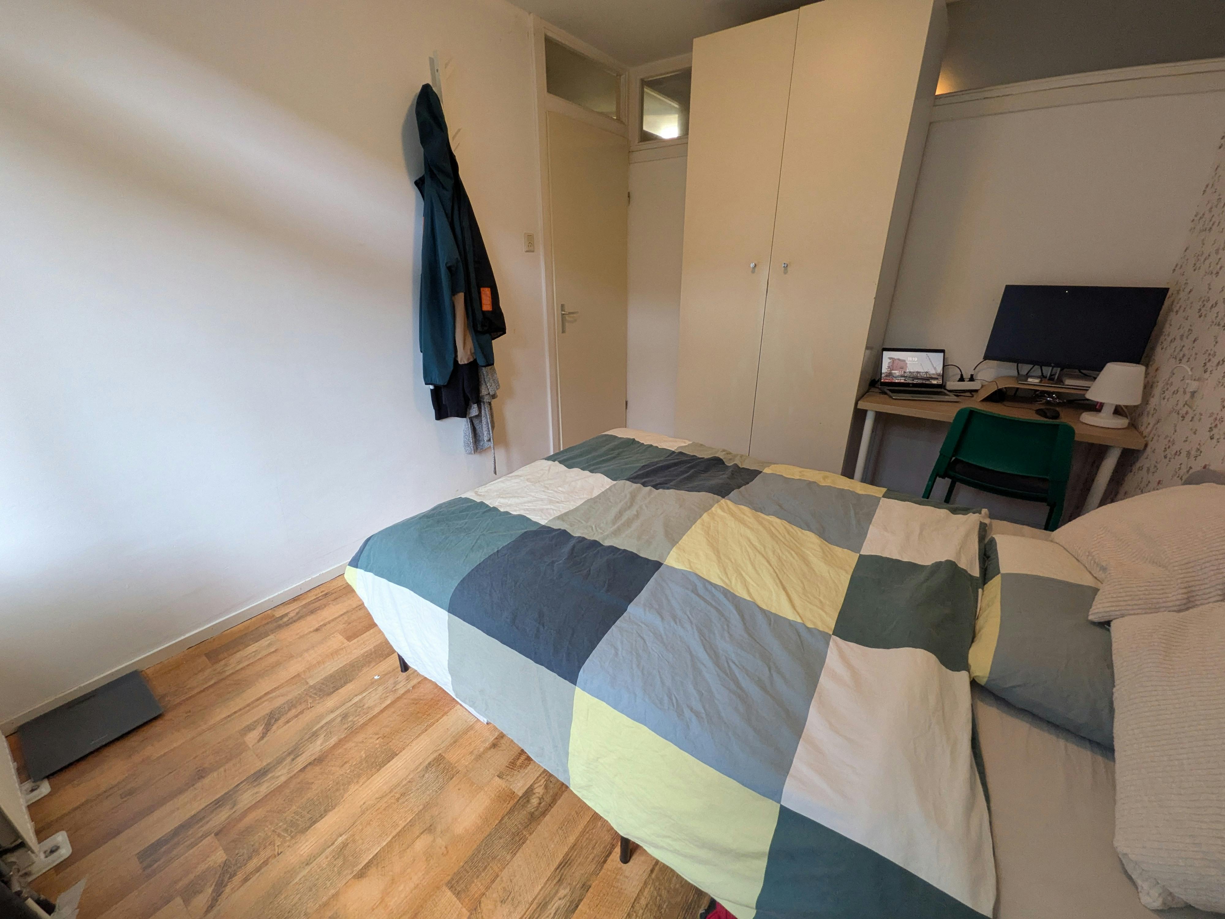 Mieszkanie do wynajęcia za 1400 € miesięcznie w mieście Rotterdam, Insulindestraat