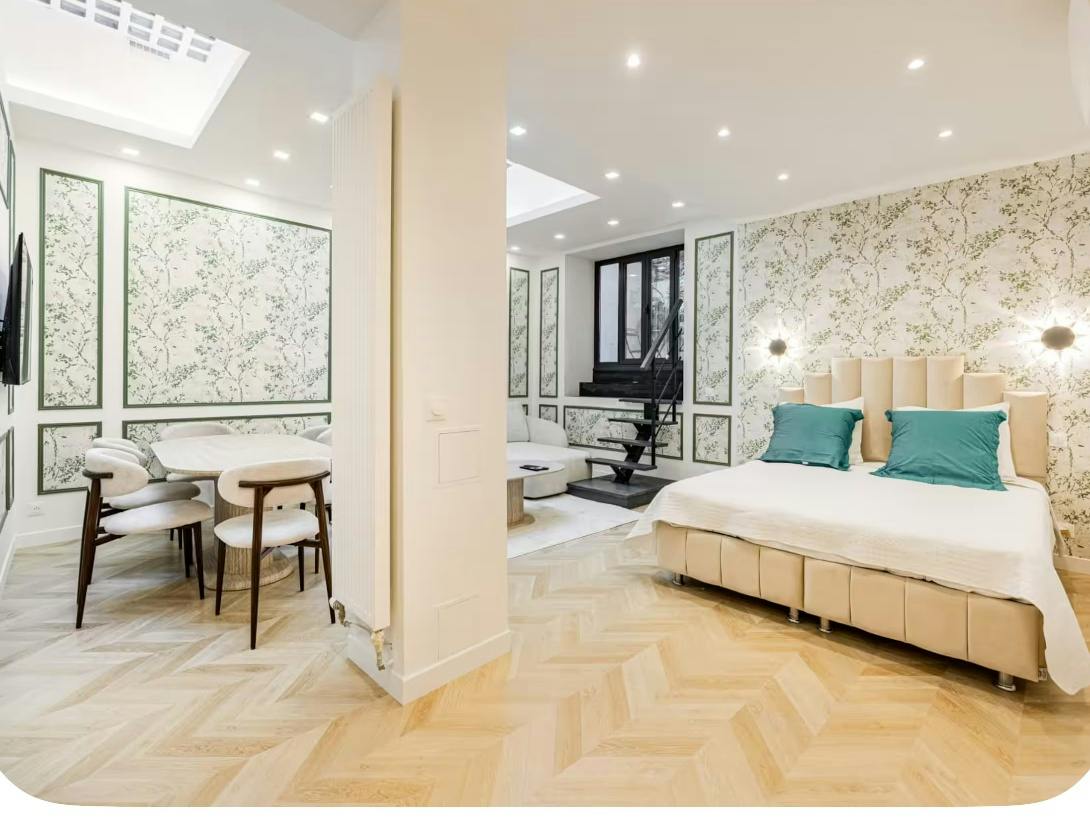 2-Bedroom Apartment in Rue des Eaux, Paris (1739458) room image 7