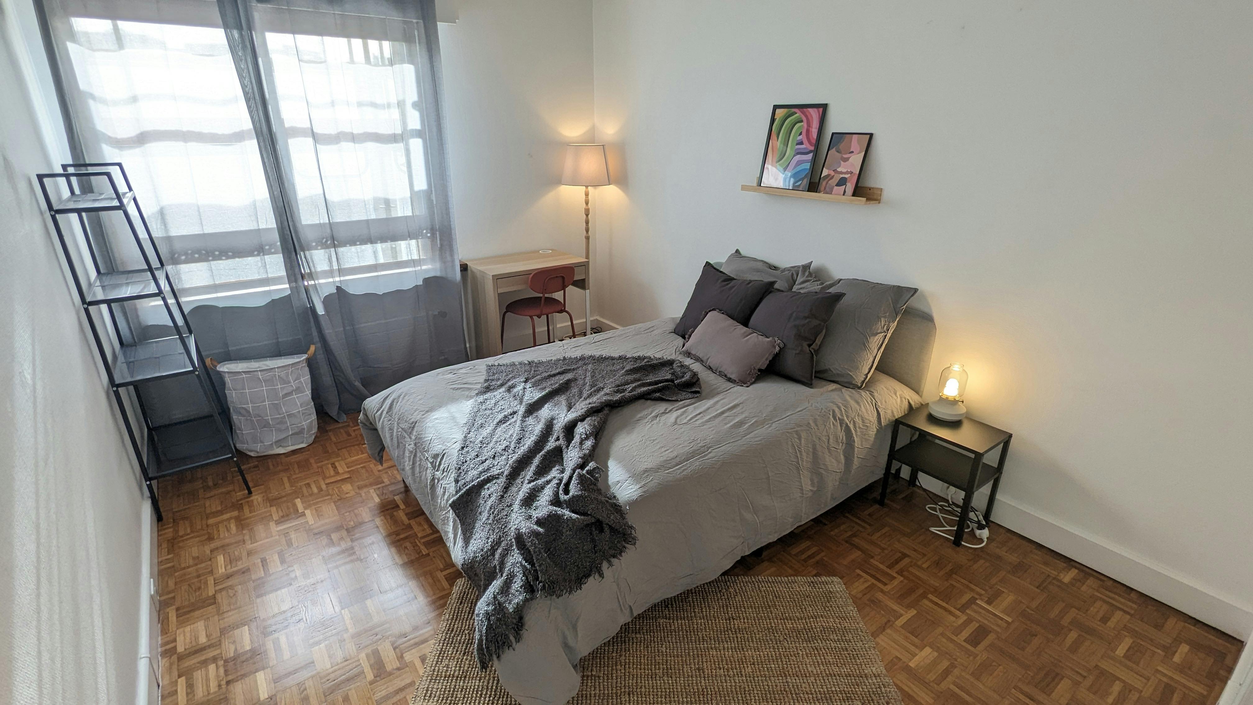 Private room in Rue du Faubourg Saint-Antoine, Paris (1739583) ROOM 2