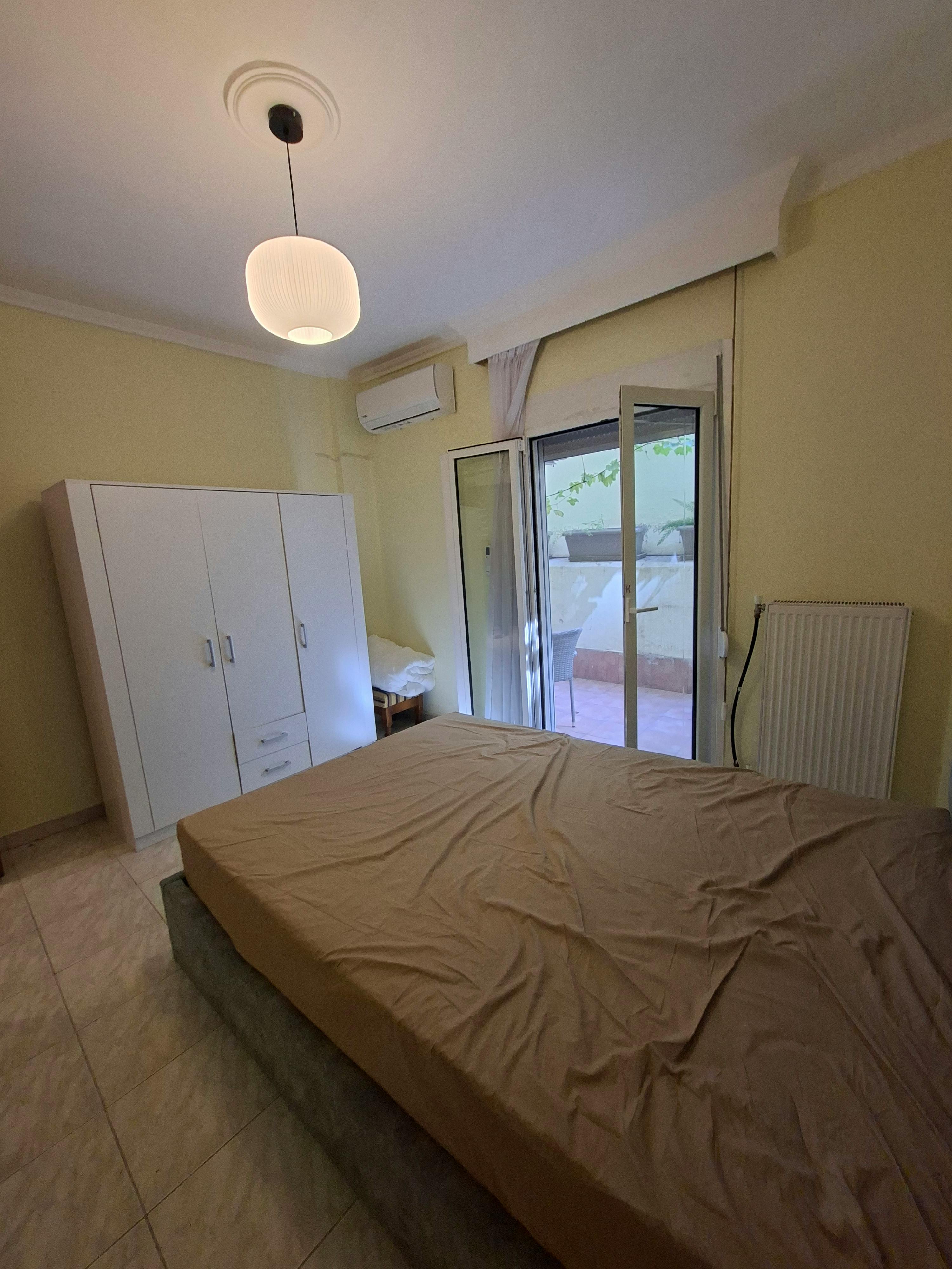 Pokój prywatny do wynajęcia za 400 € miesięcznie w mieście Thessaloníki, Spartis