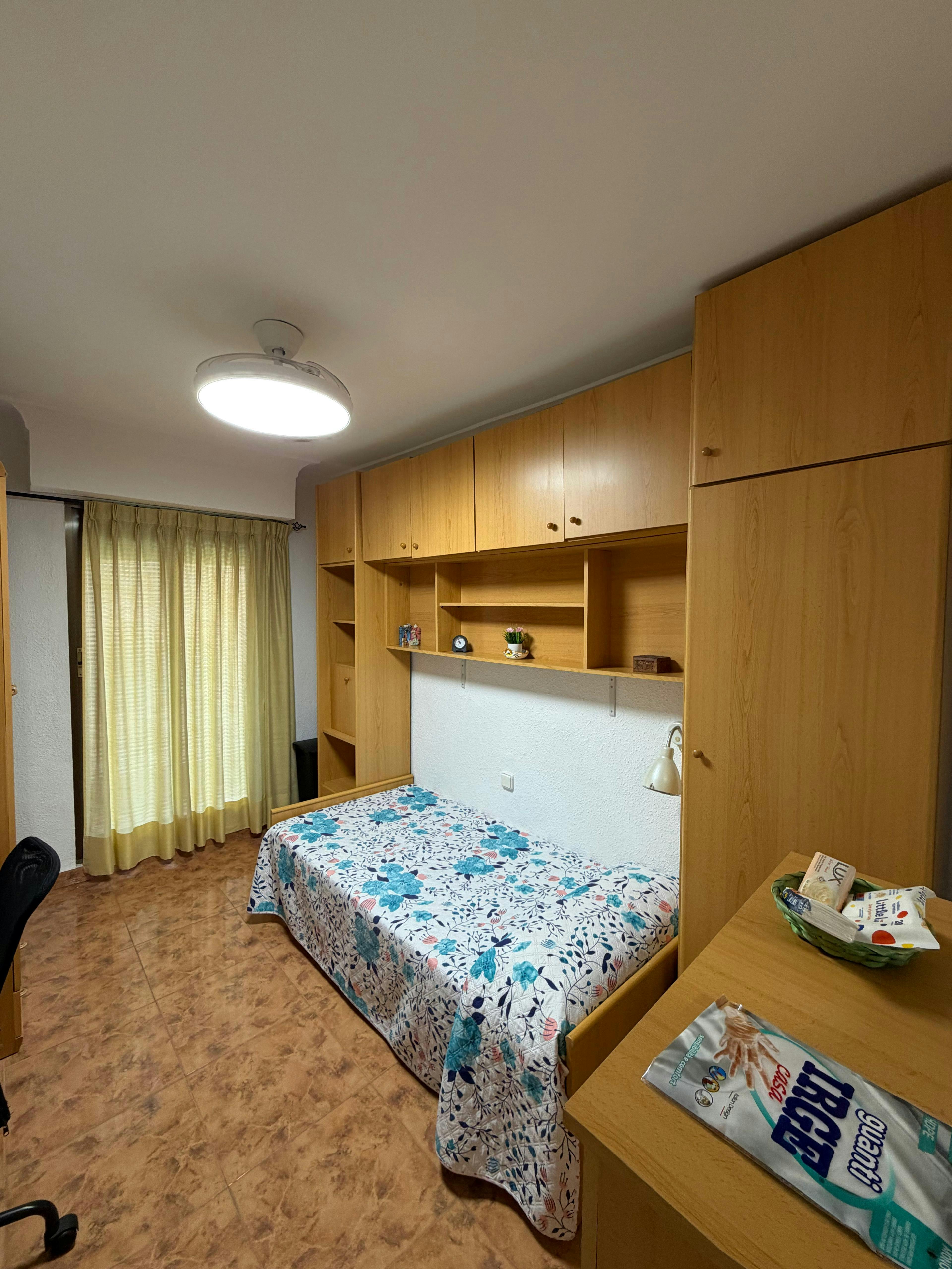 Carrer del Pare Palau i Quer, Valencia preview