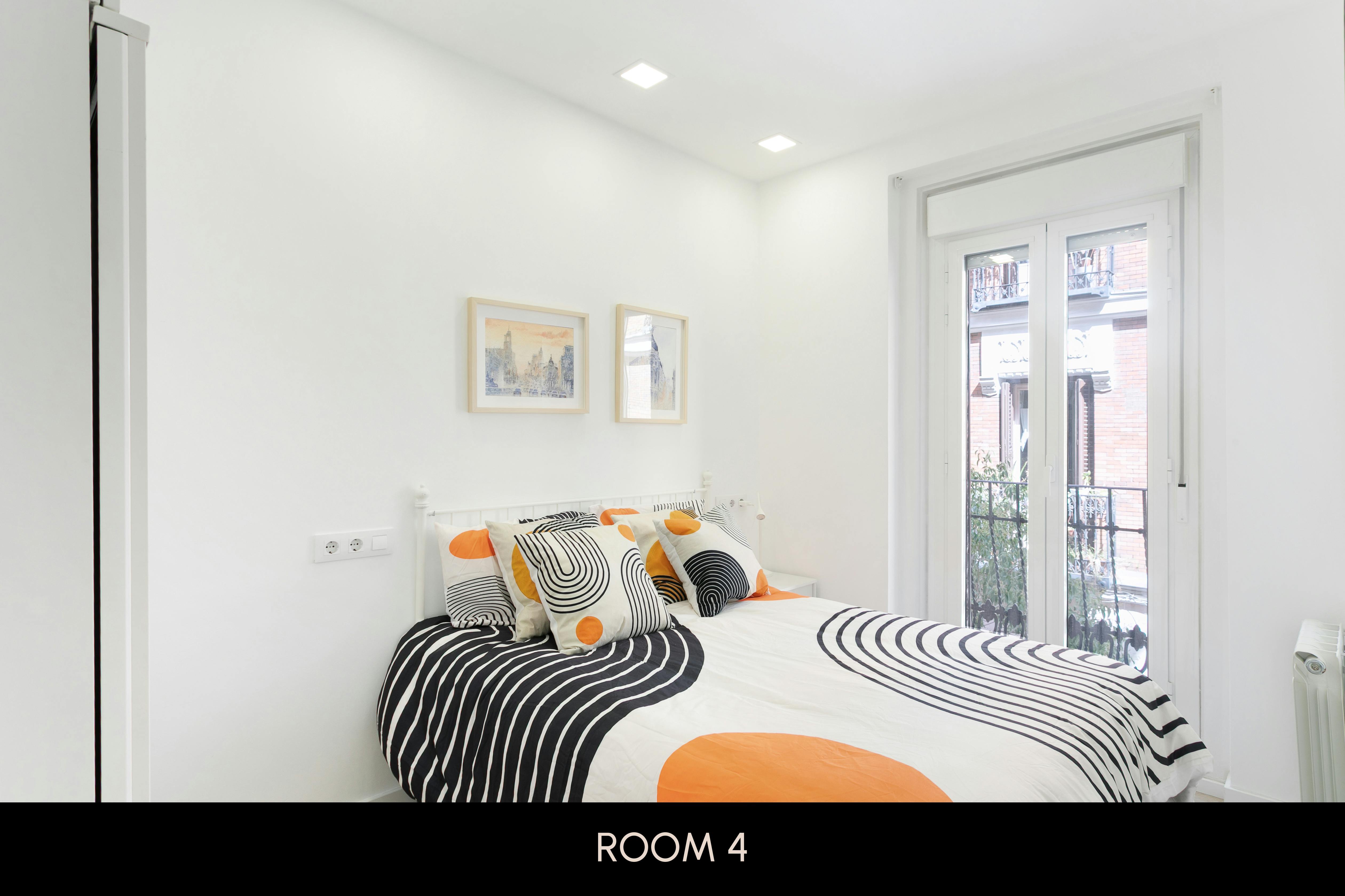 Calle de la Palma, Madrid preview