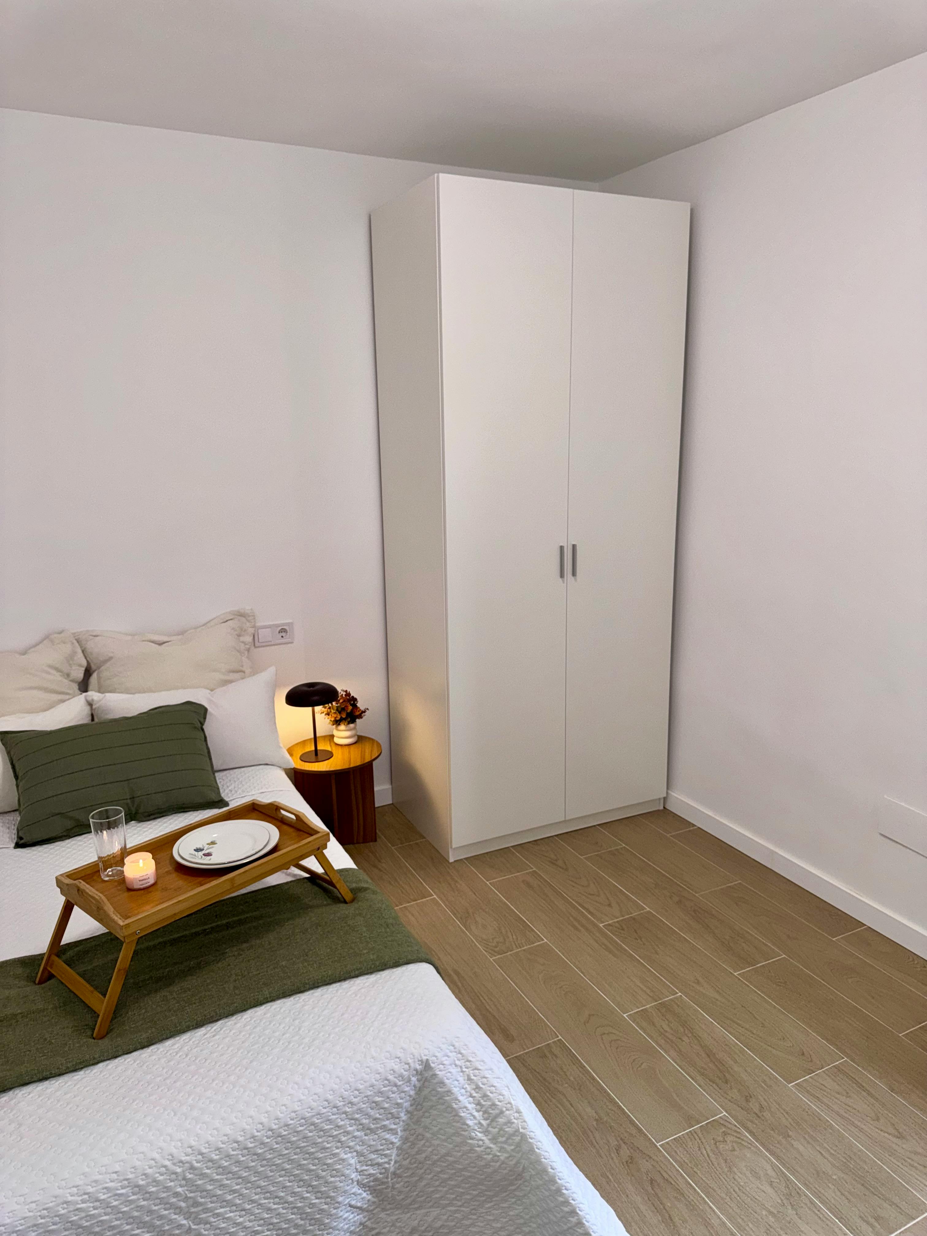 Shared room in Calle de Casalarreina, Madrid (1739751) ROOM 1