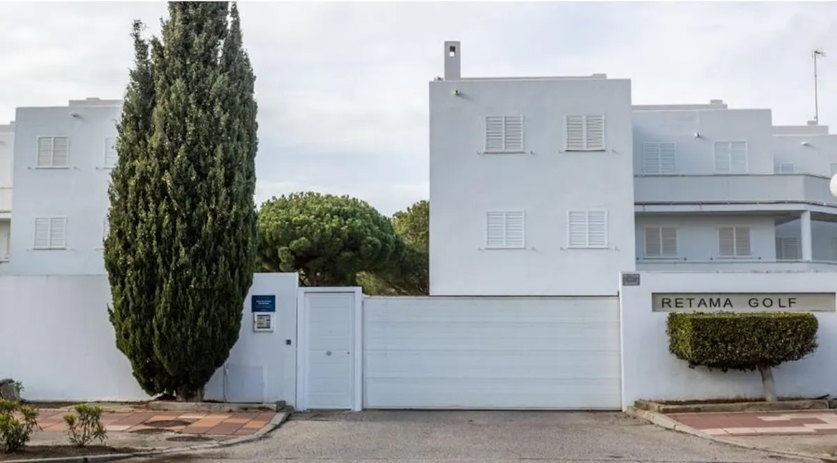 2-Bedroom Apartment in Calle Marco Aurelio, Cadiz (1739843) ROOM