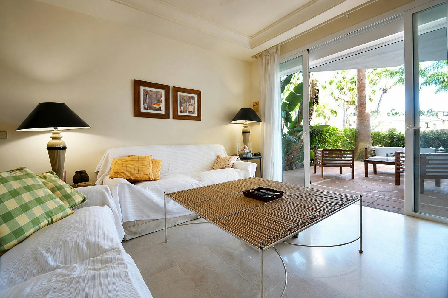 Calle Isabel de Valois, Marbella preview