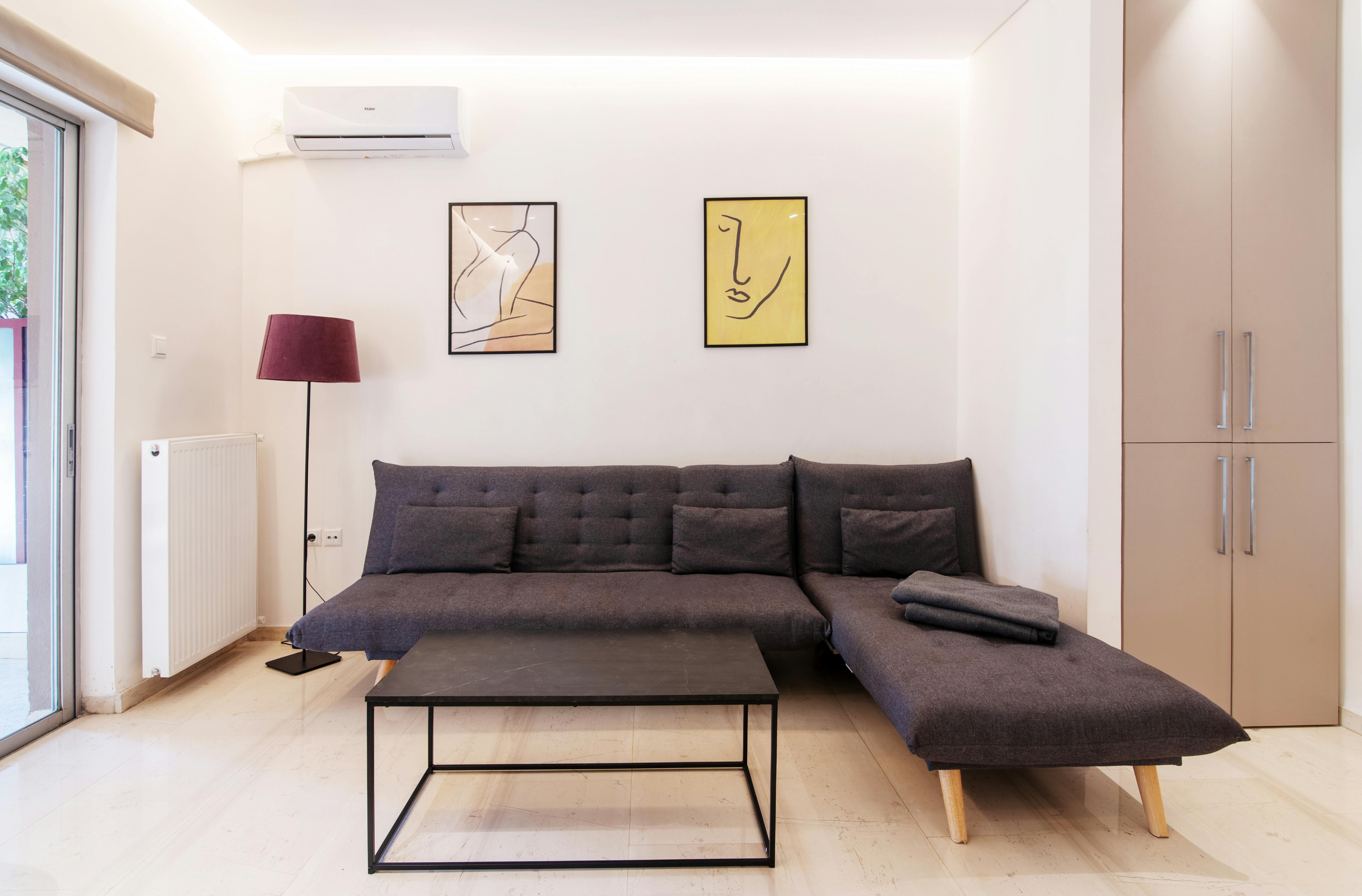 Appartement à louer pour 900 €/mois à Gkázi, Aristofontos