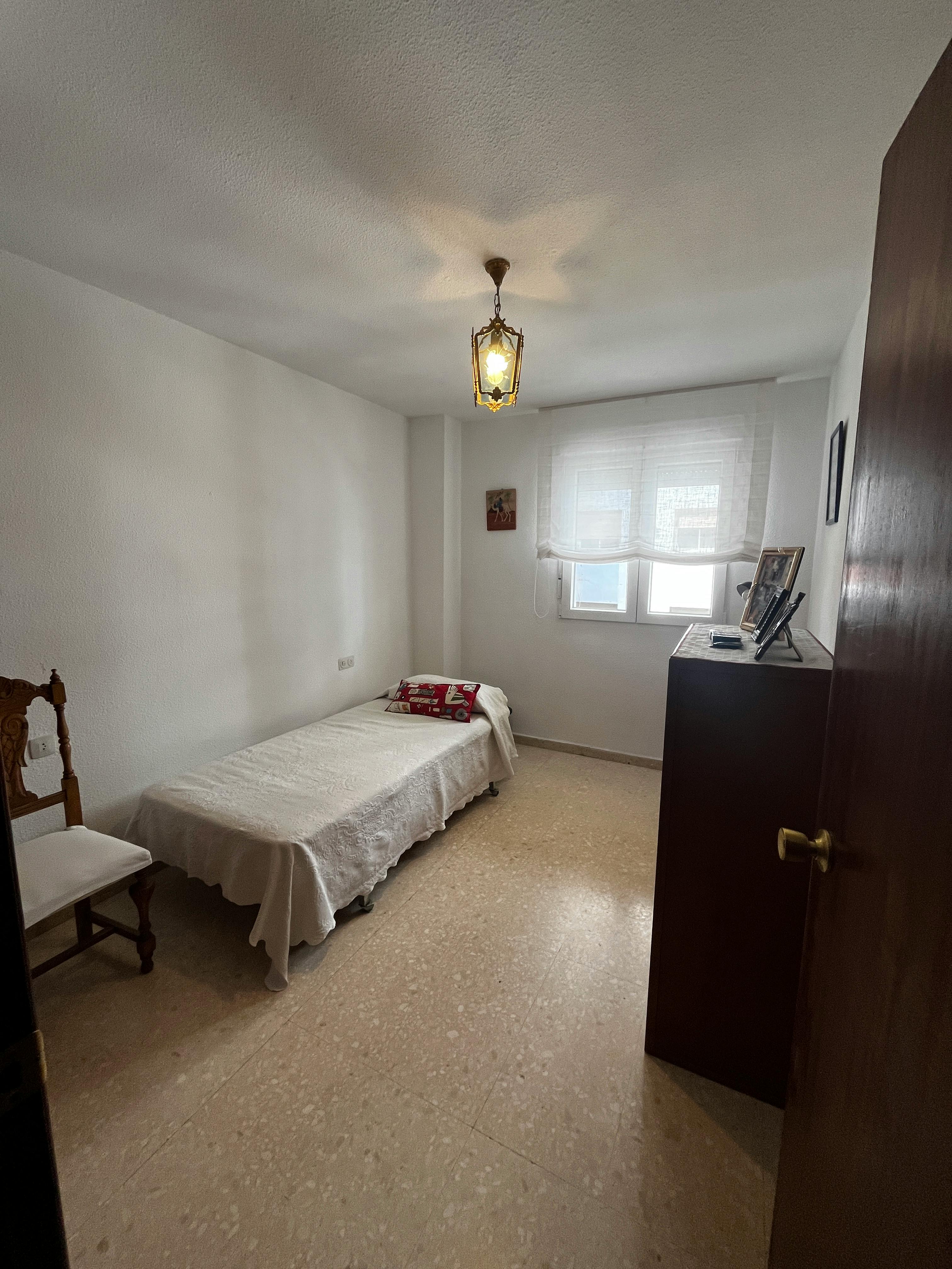 Private room for rent for €500 per month in Málaga, Calle Constancia