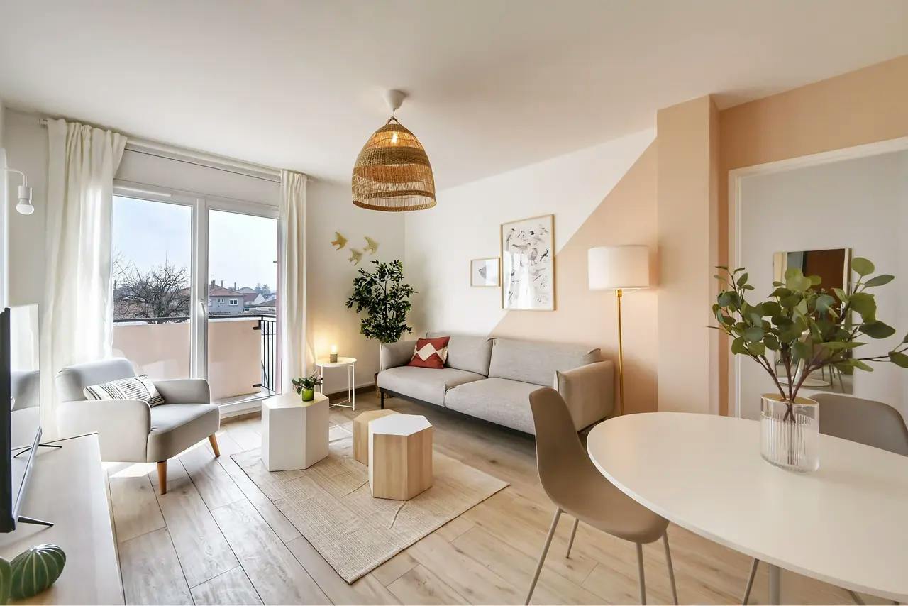 Private room for rent for €497 per month in Vaulx-en-Velin, Avenue Georges Rouge