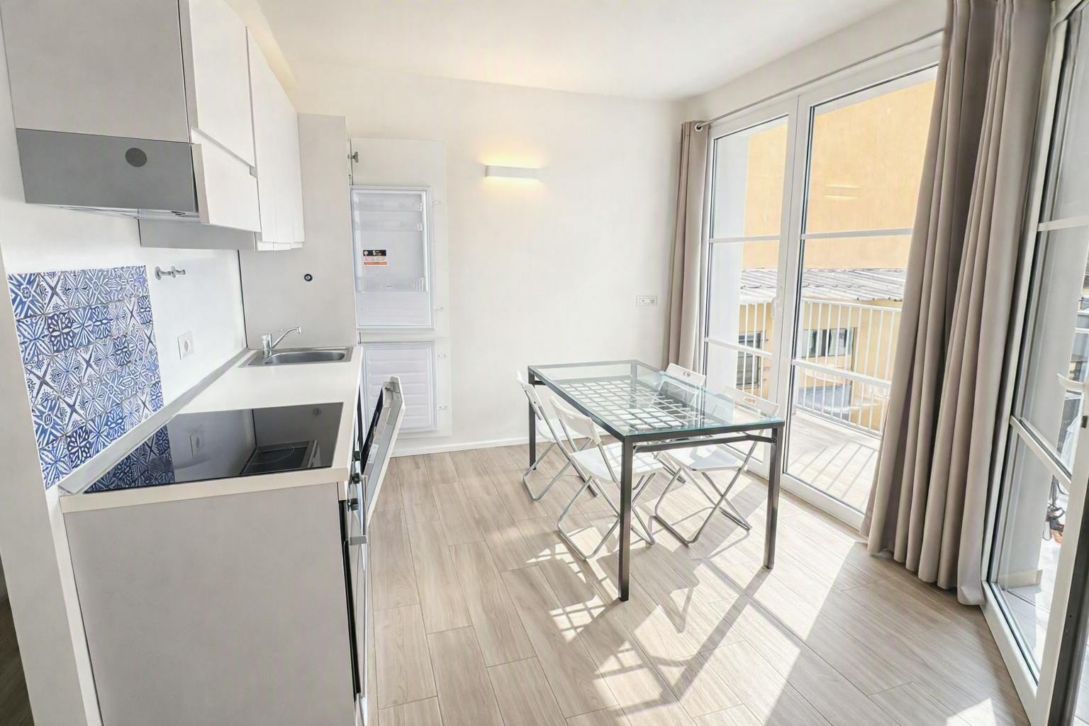 Lägenhet att hyra för 950 € i månaden i Milan, Via Luigi Mercantini
