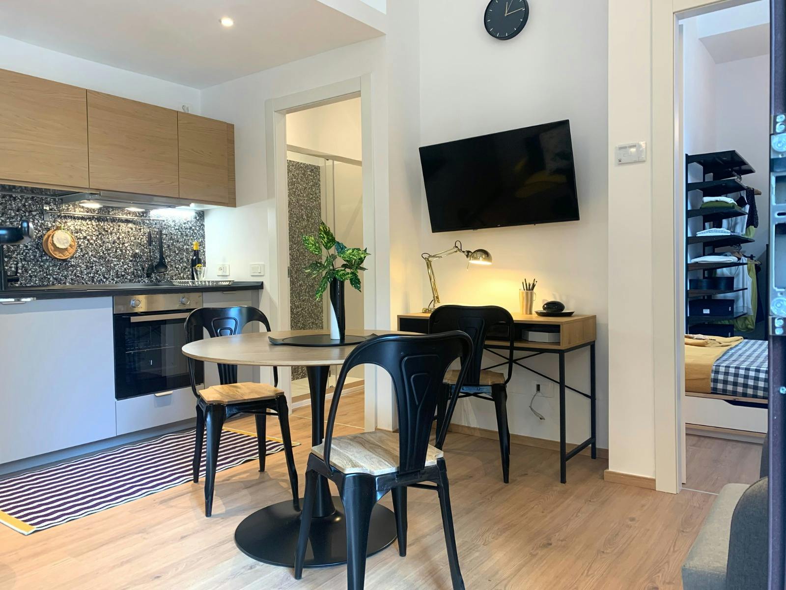 1-Bedroom Apartment in Via Antonio Fontanesi, Milan (1740142) ROOM 3