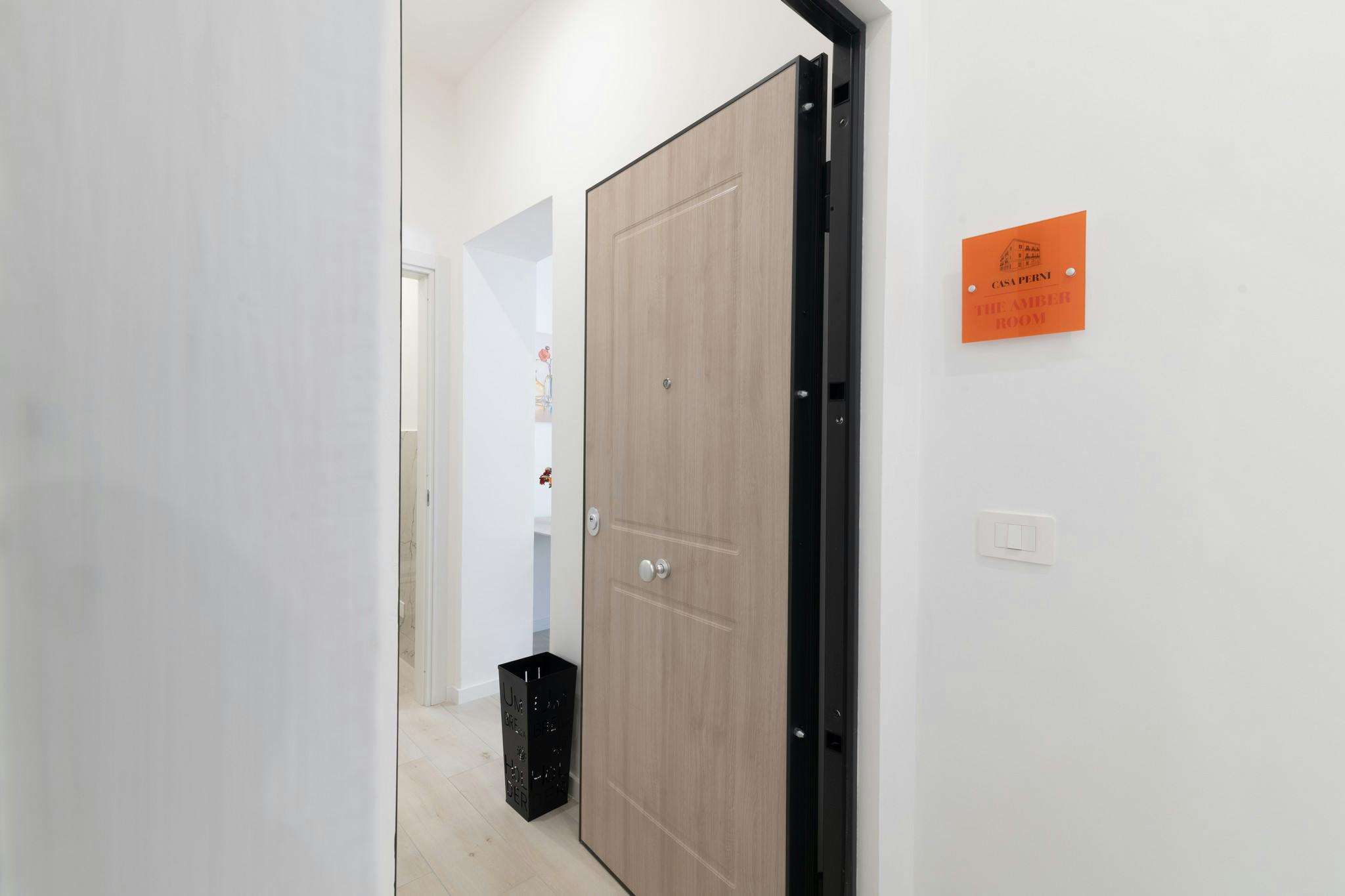 Studio te huur voor € 800 per maand in Palermo, Via Francesco Maggiore Perni
