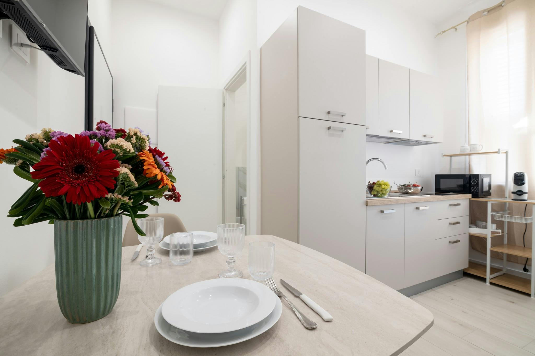 Studio te huur voor € 800 per maand in Palermo, Via Francesco Maggiore Perni