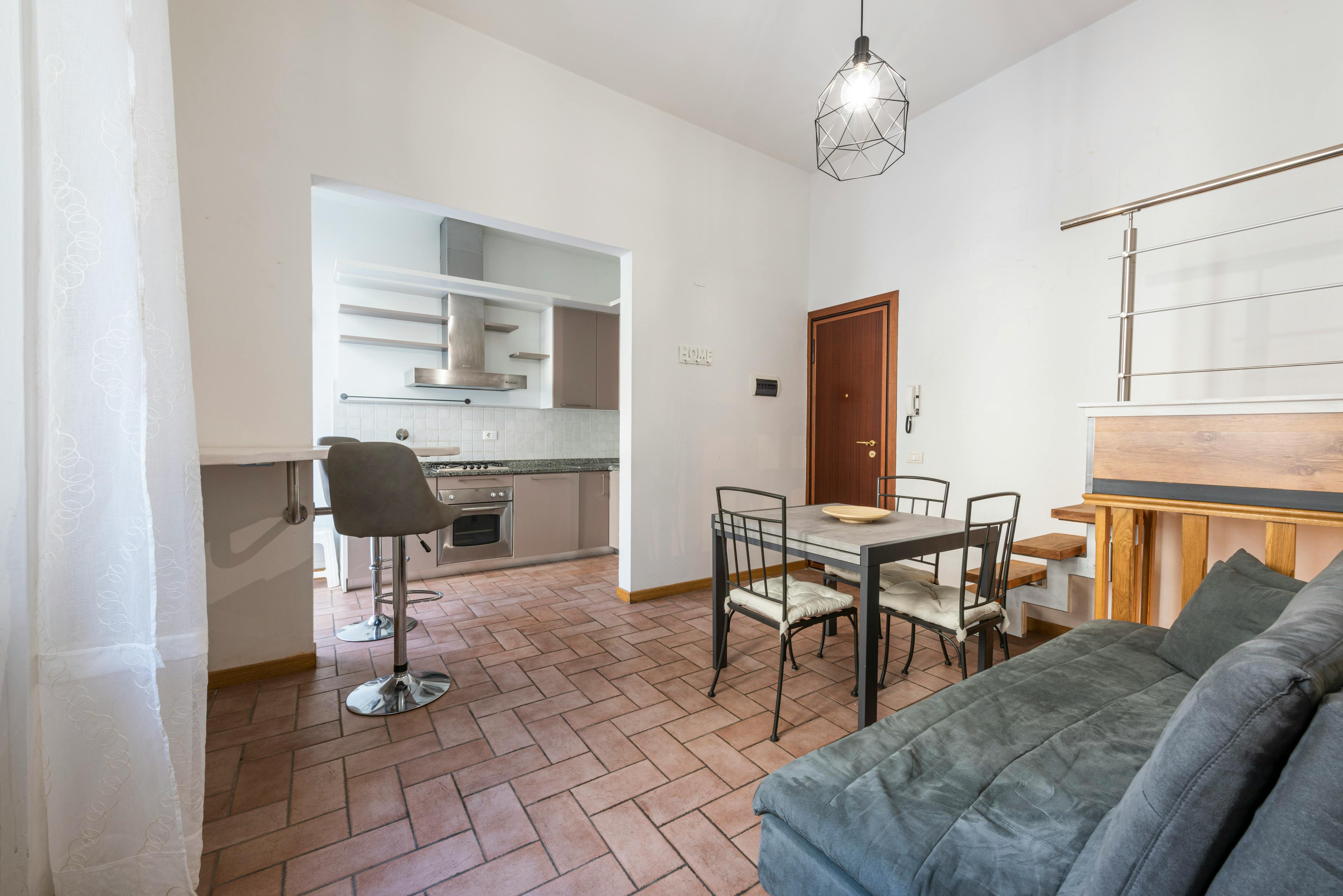 1-Bedroom Apartment in Via Giuseppe Grandi, Florence (1740194) ROOM 2