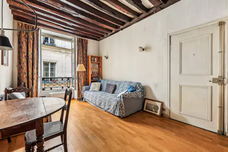 Apartment for rent on Rue Saint-Louis en l'Île, Paris