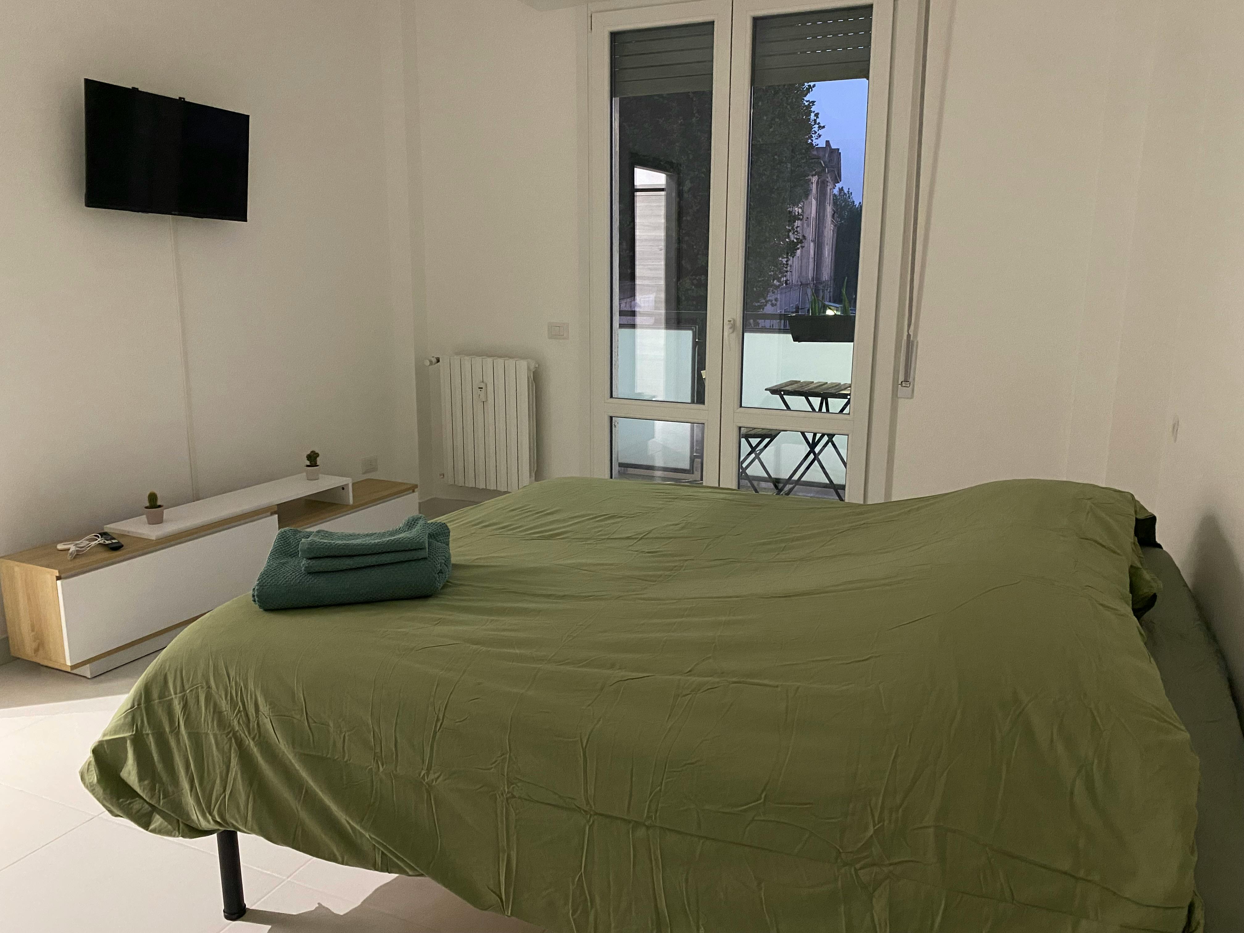 Apartment for rent for €1,300 per month in Milan, Via Francesco Primaticcio