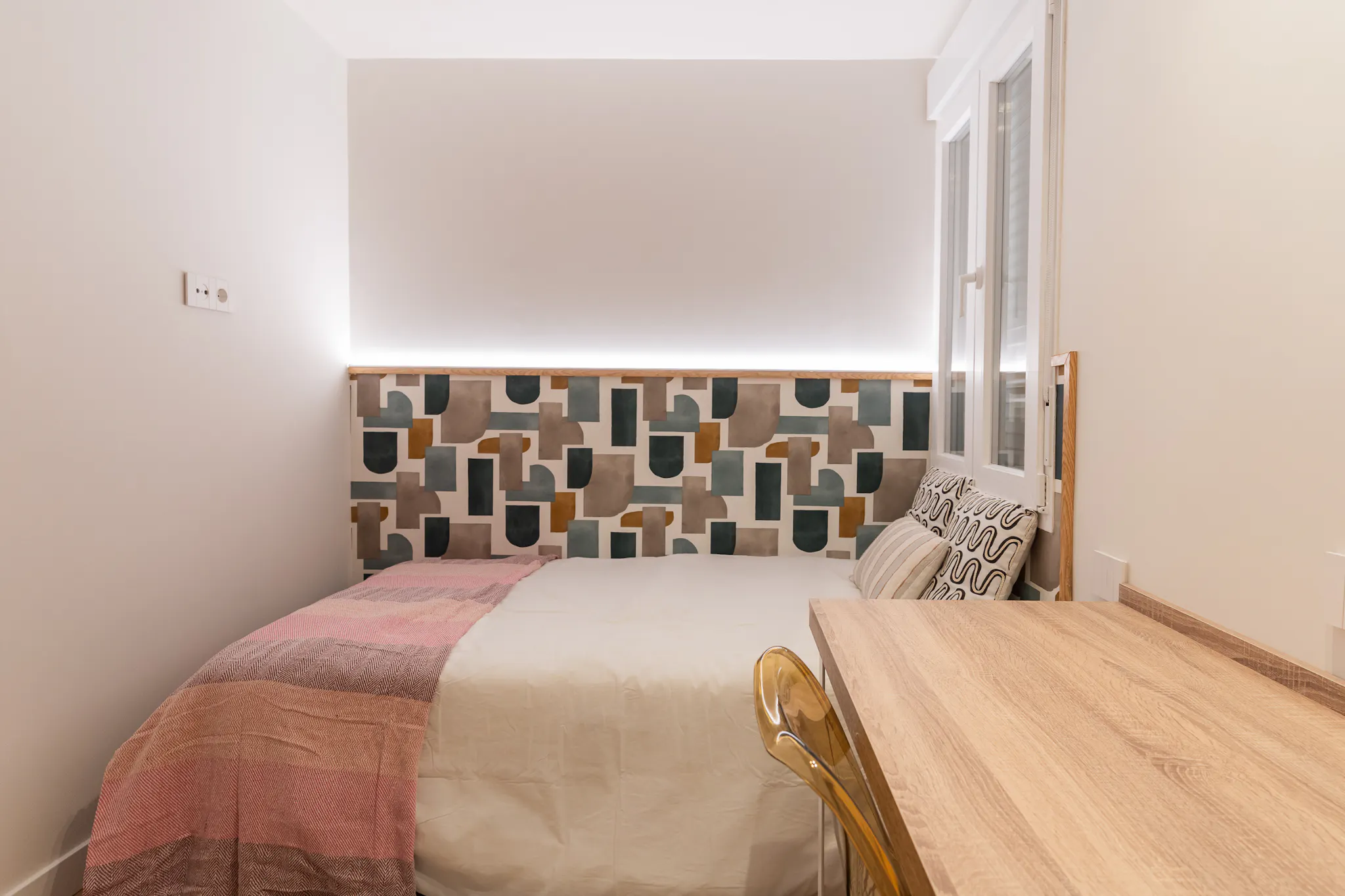 Calle de San Raimundo, Madrid preview