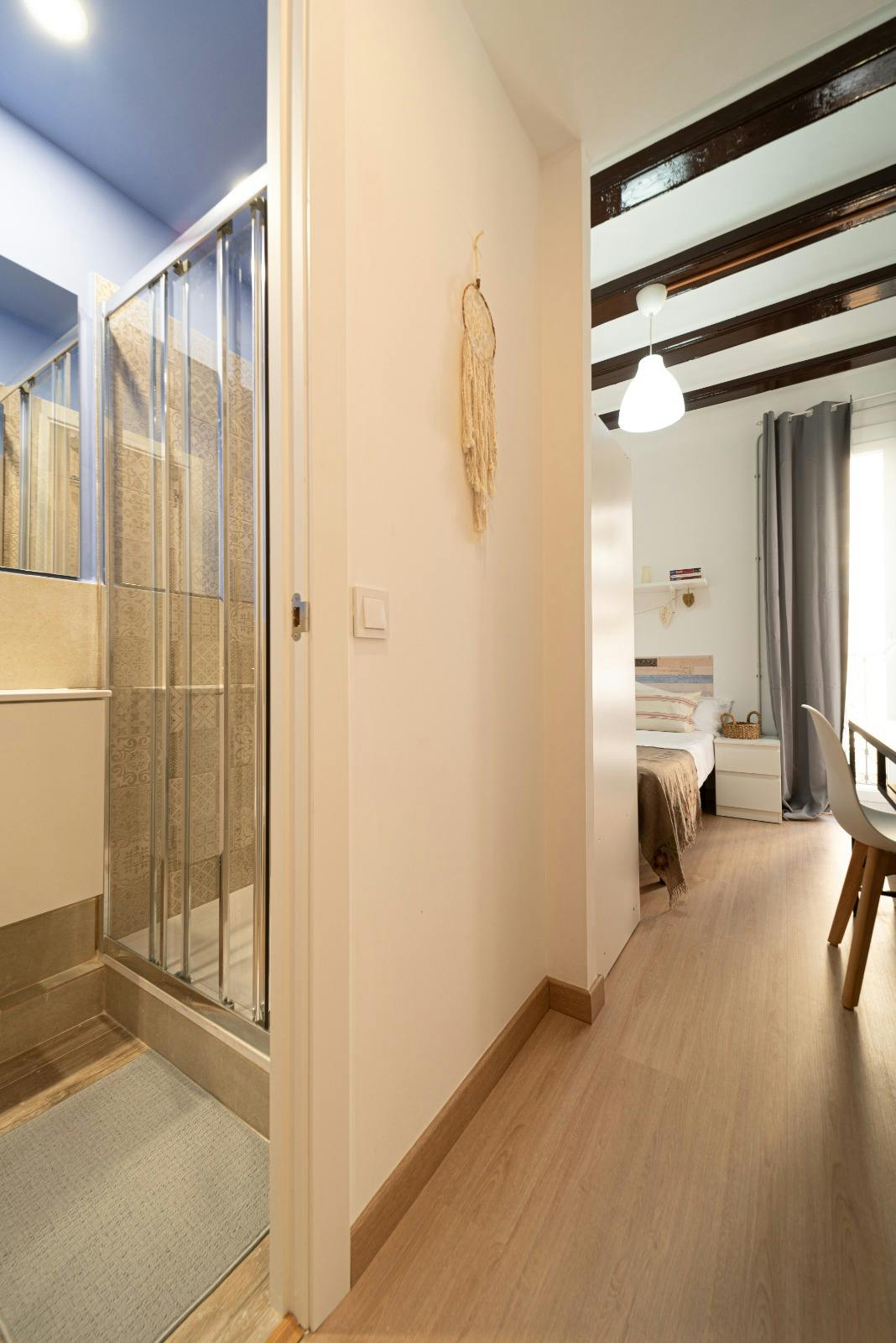 Private room in Carrer de la Lluna, Barcelona (1740311) room image 2