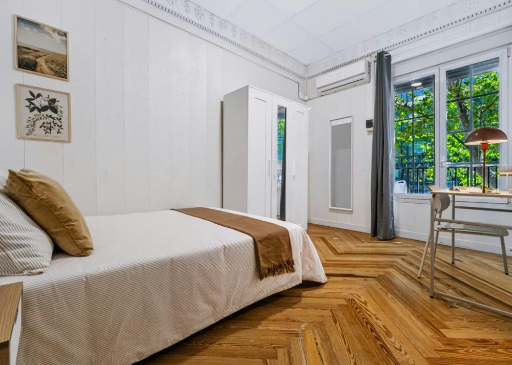 Private room in Calle Velázquez, Madrid (1740338) room image 1