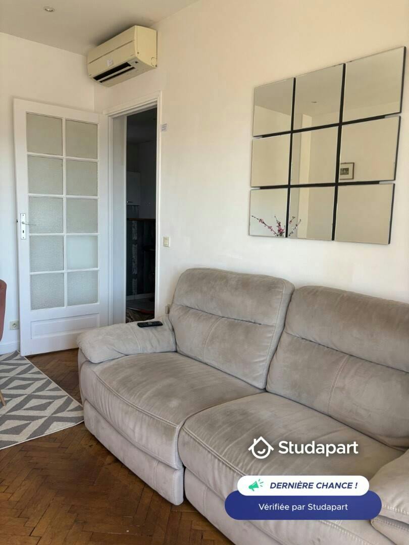 Studio zu mieten für 2.200 € pro Monat in Cannes, Rue de la Marne