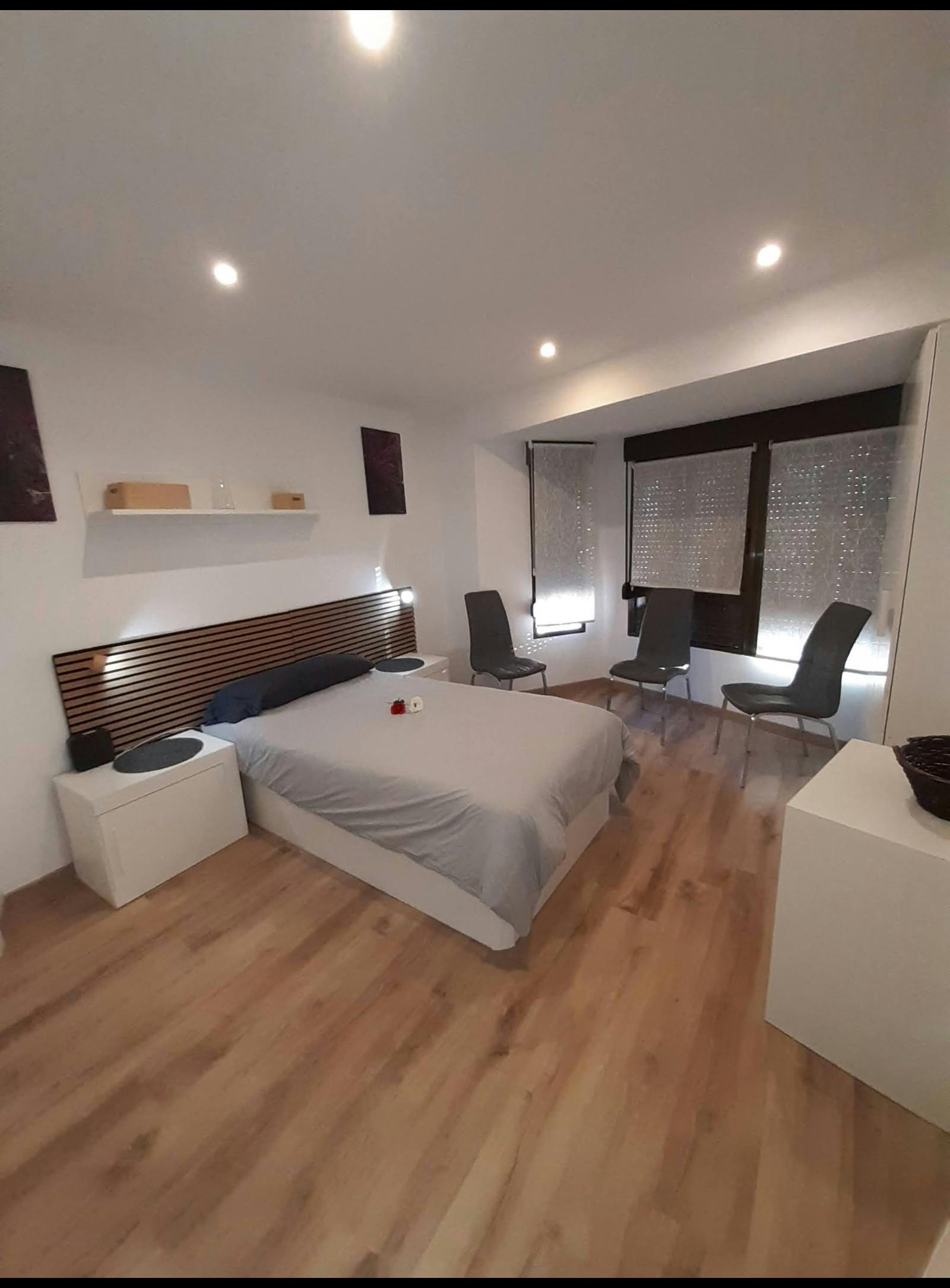 Appartement te huur voor € 650 per maand in Castelló de la Plana, Carrer del Compte Noronya