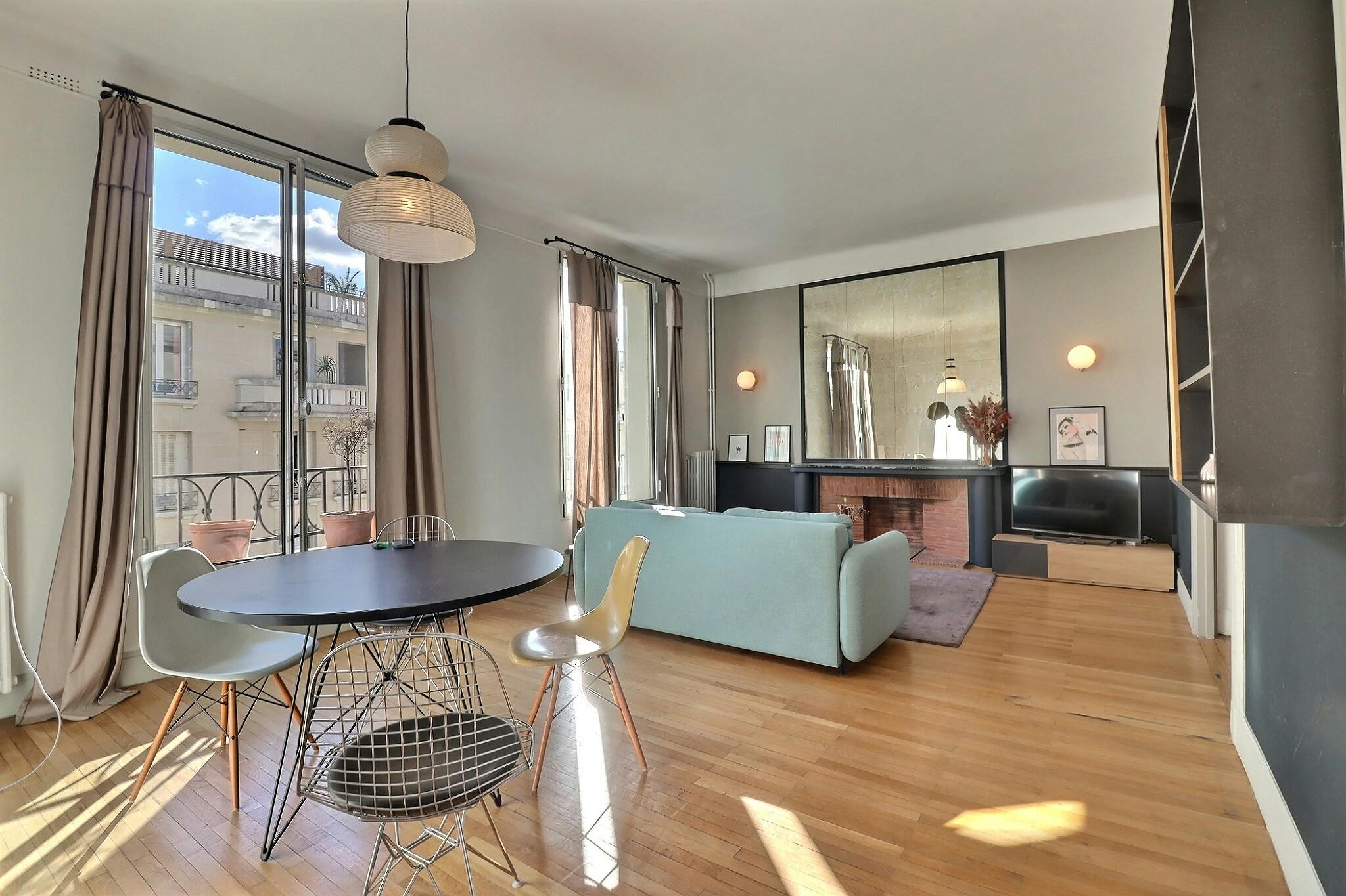 Square Racan, Paris preview