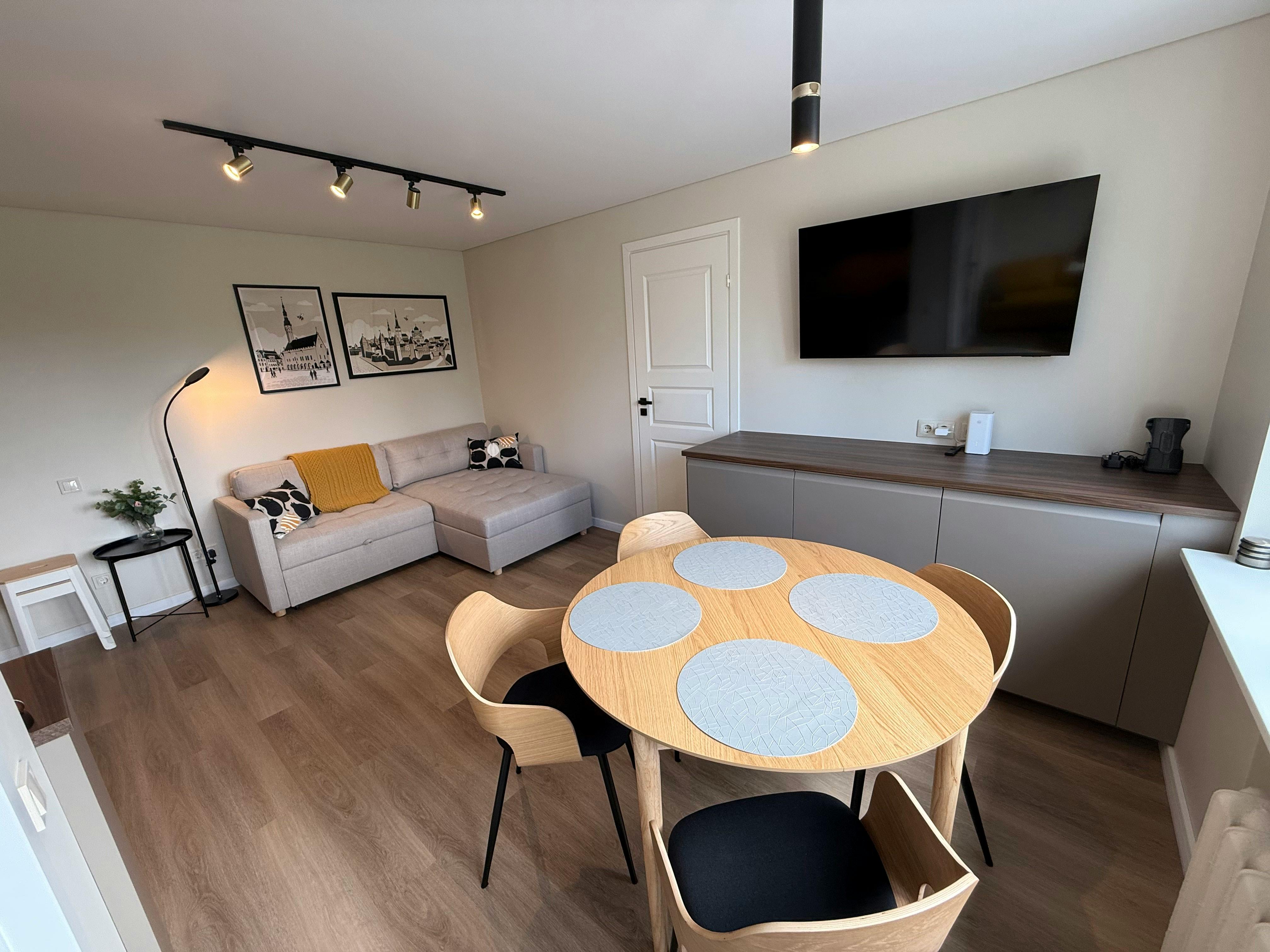 Apartment for rent for €1,000 per month in Tallinn, Pelguranna tänav