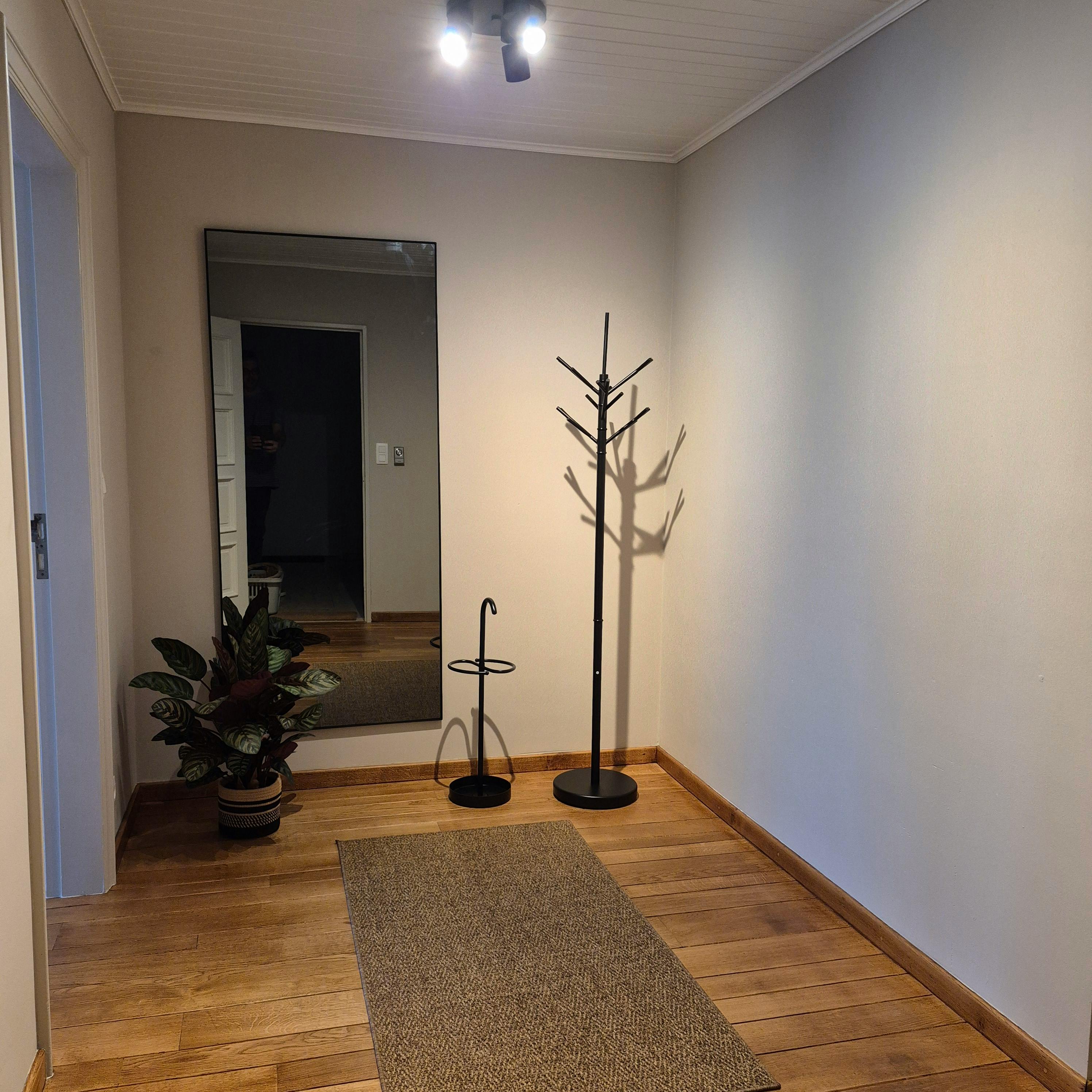 Appartement à louer pour 2 350 €/mois à Geel, Pas