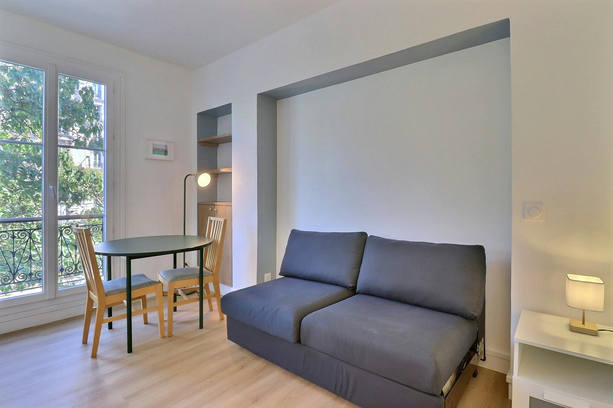 Avenue Carnot, Paris preview