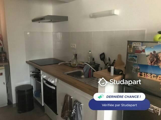 Appartement te huur voor € 780 per maand in Agde, Rue Mirabeau