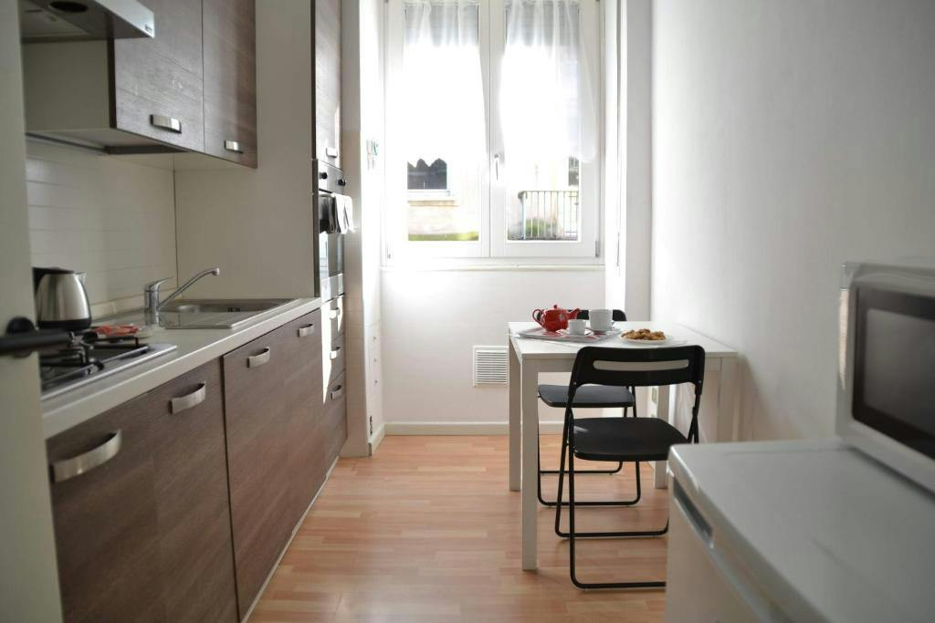 Private room in Via Locatelli, Verona (1740653) room image 8