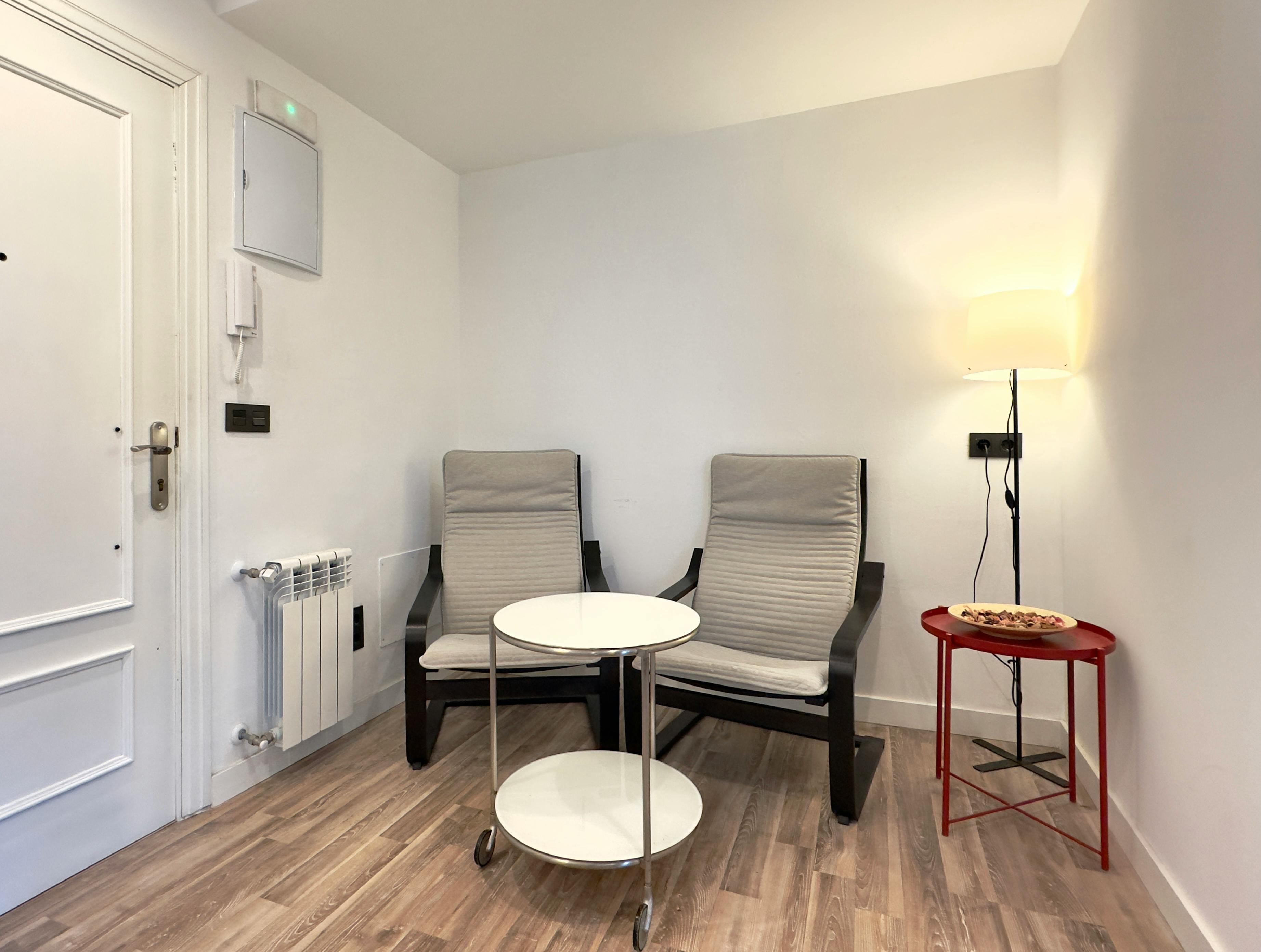 Studio para alugar por € 680 por mês em Oviedo, Calle Cardenal Cienfuegos