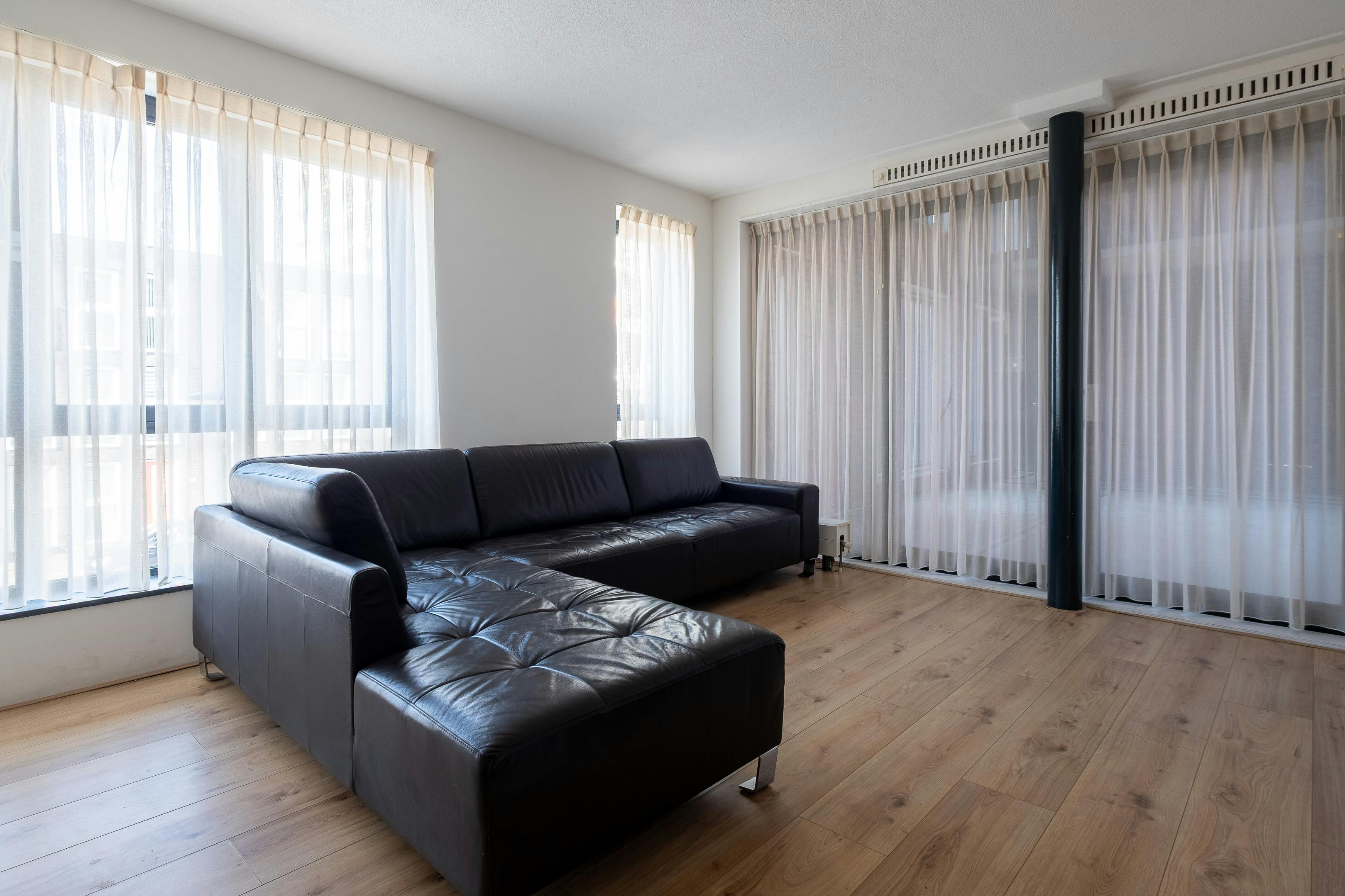 6-Bedroom Apartment in Martin Ennalsplein, Amsterdam (1740747) ROOM 1