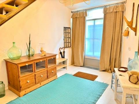 Apartment for rent for €2,200 per month in Santanyí, Carrer del Bisbe