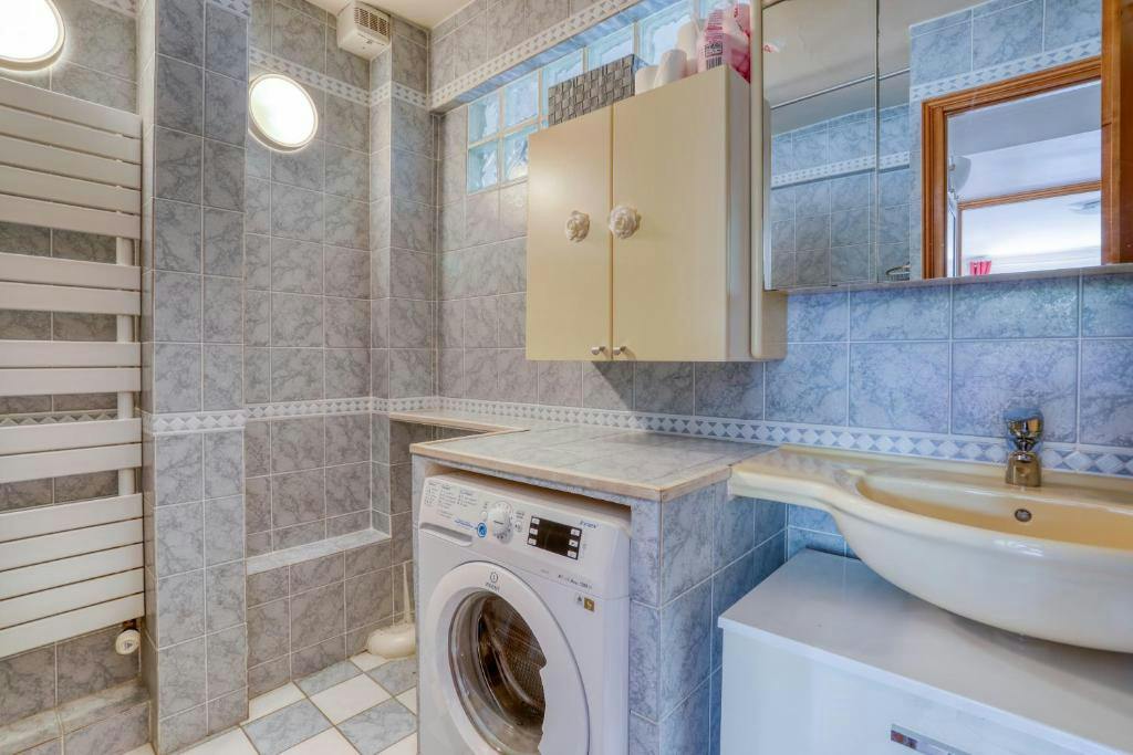 2-Bedroom Apartment in Domaine des Hocquettes, Suresnes (1740787) ROOM 2