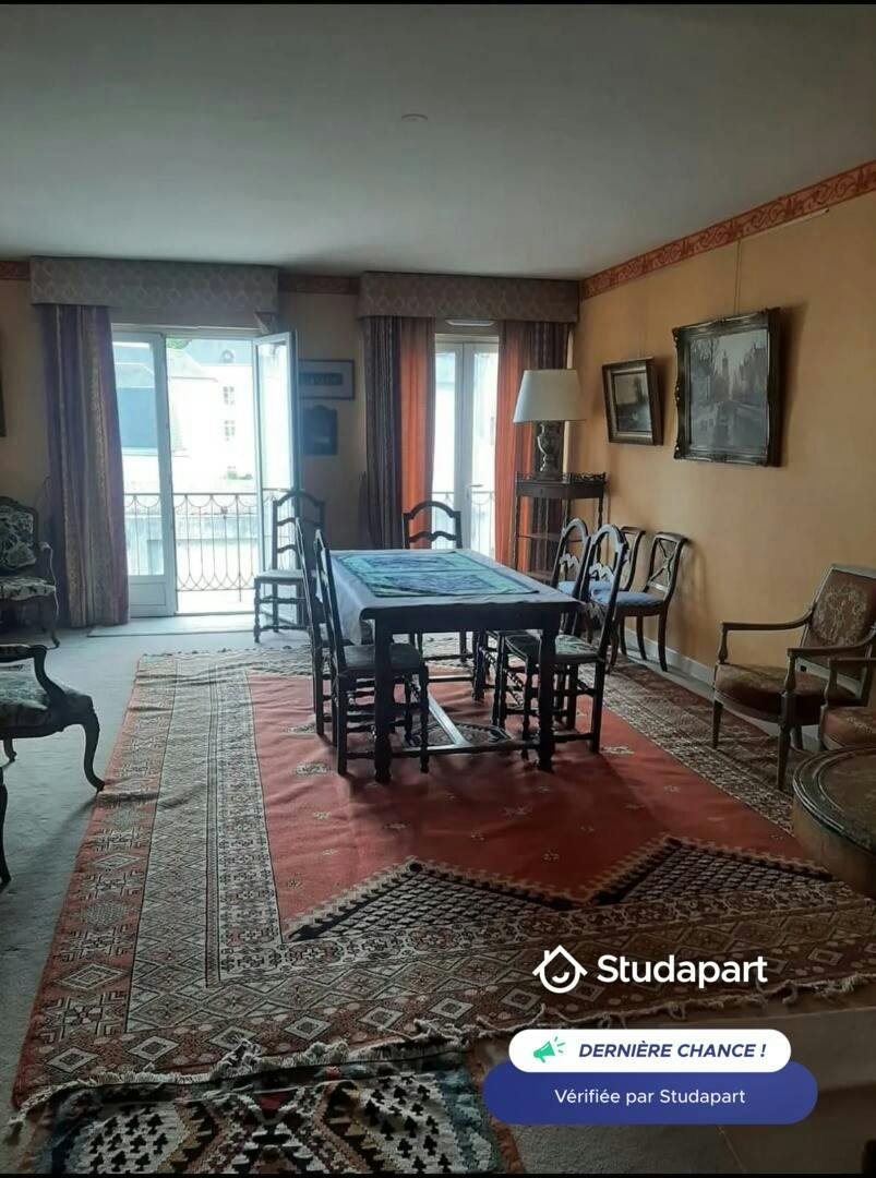 Appartement te huur voor € 546 per maand in Tours, Rue Emile Zola