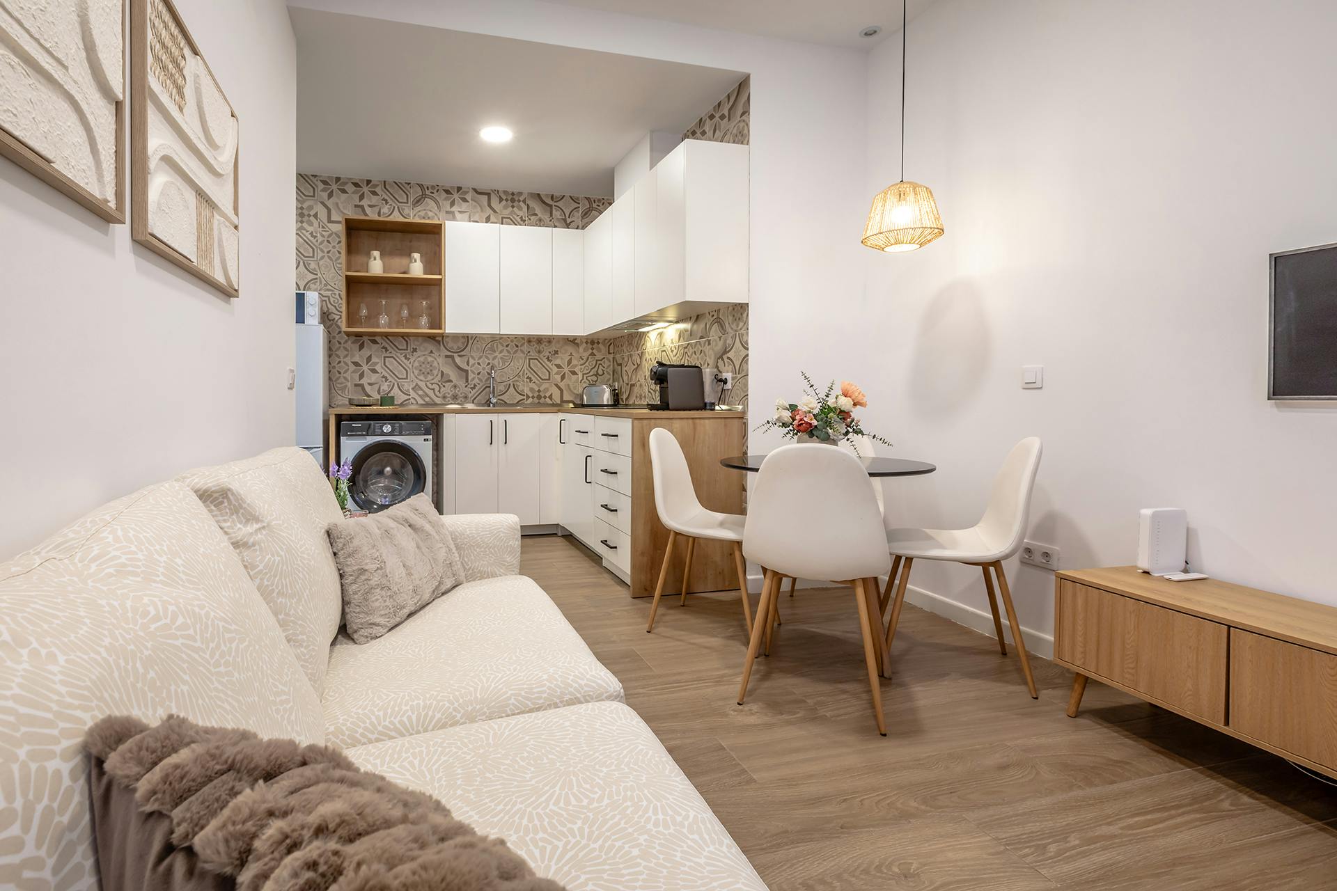 2-Bedroom Apartment in Carrer del Lugre, Valencia (1740863) ROOM 1