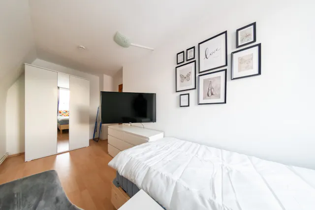 Private room in Mainzer Landstraße, Frankfurt am Main (1740879) room image 1