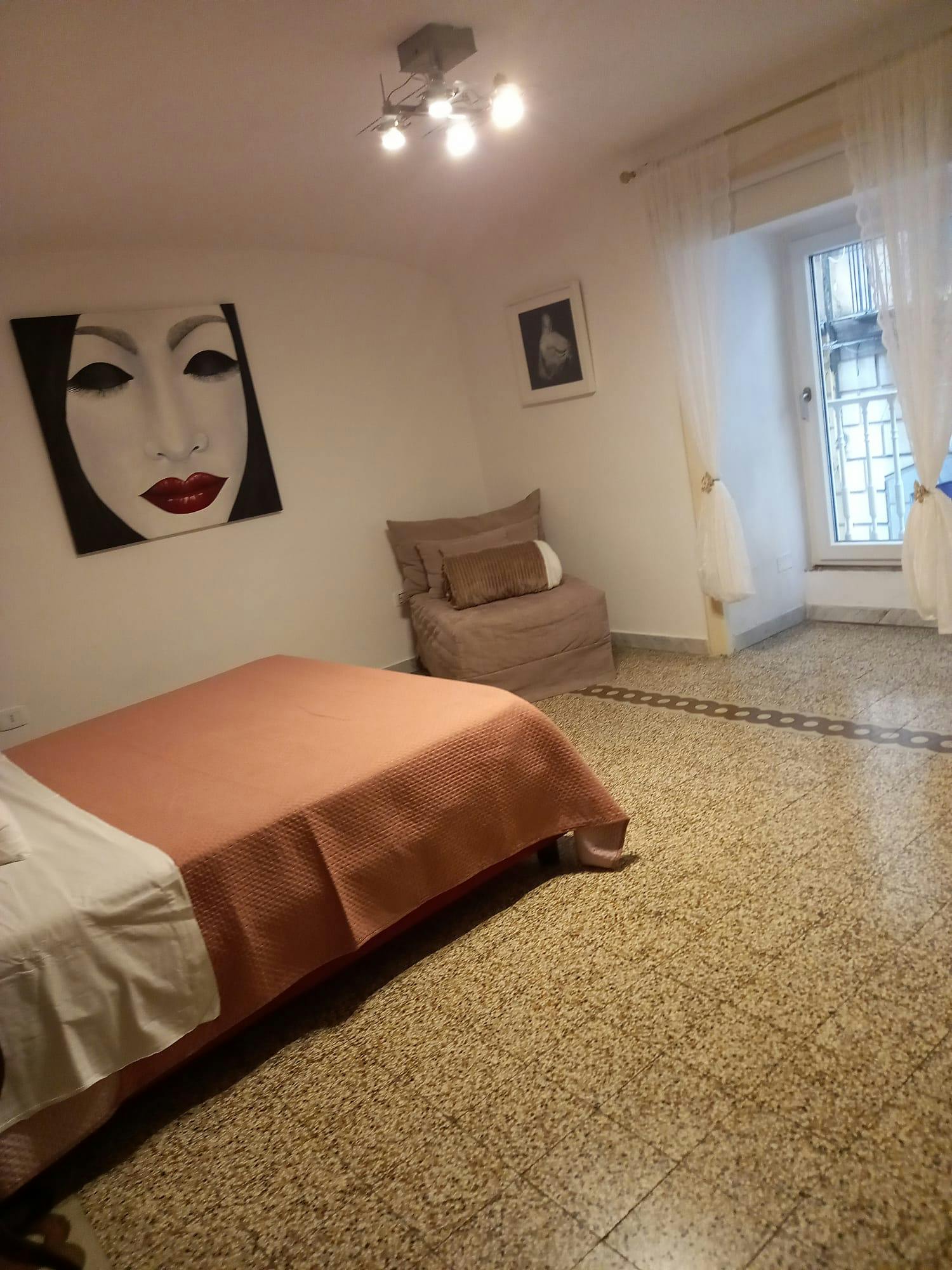 Private room in Piazza Dante, Naples (1740888) room image 2