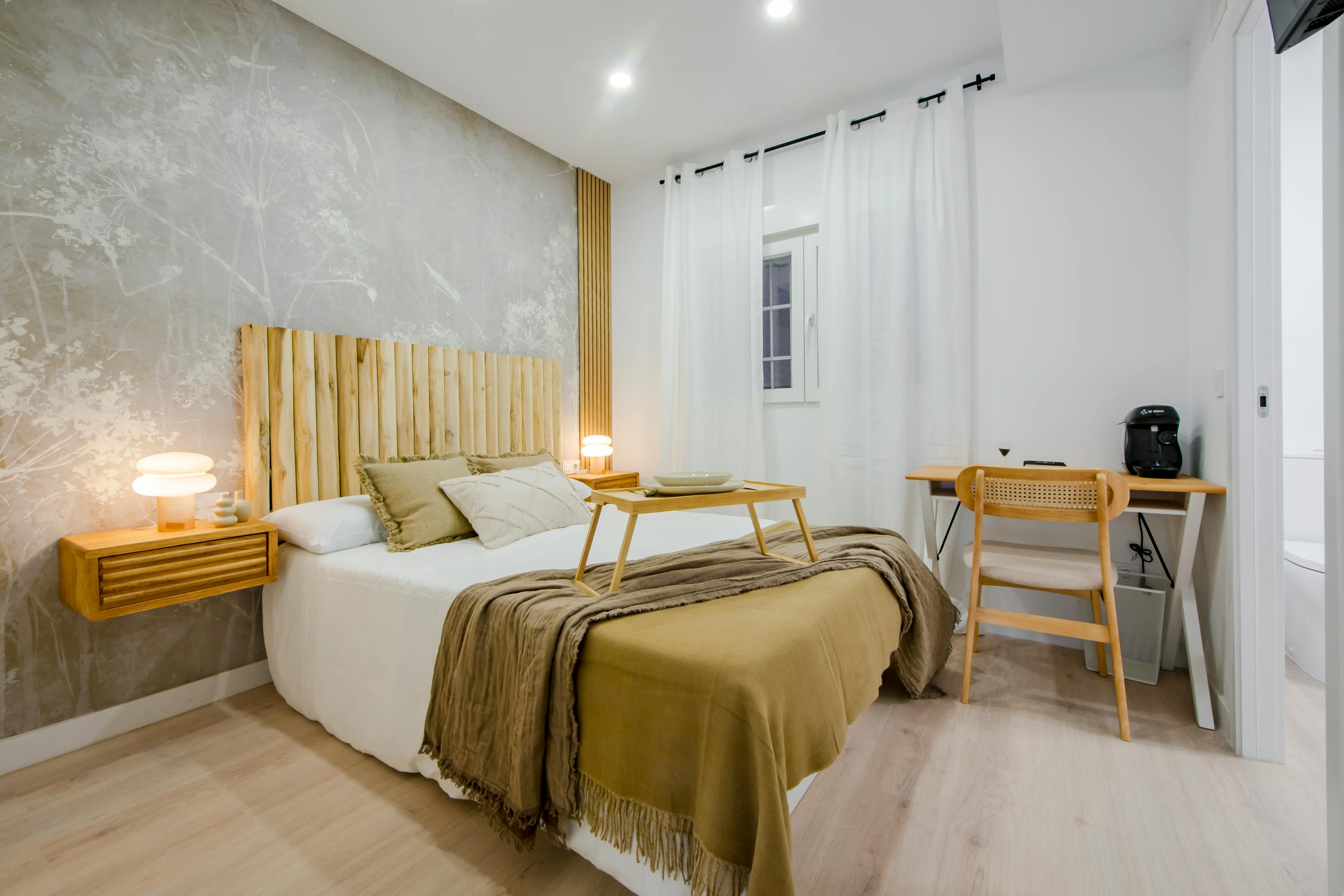 Shared room in Calle de Claudio Coello, Madrid (1740938) room image 1