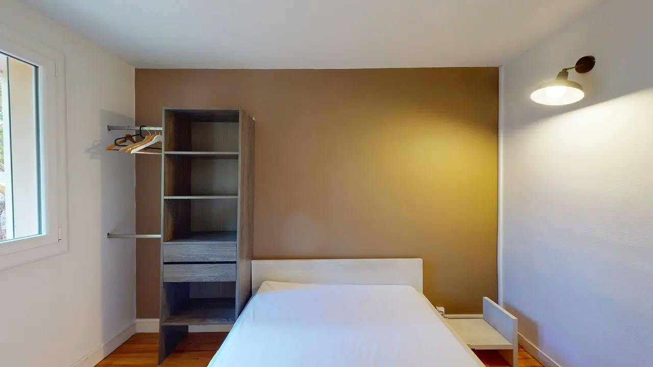 Private room for rent on Avenue des Mazades, Toulouse - Vue 4