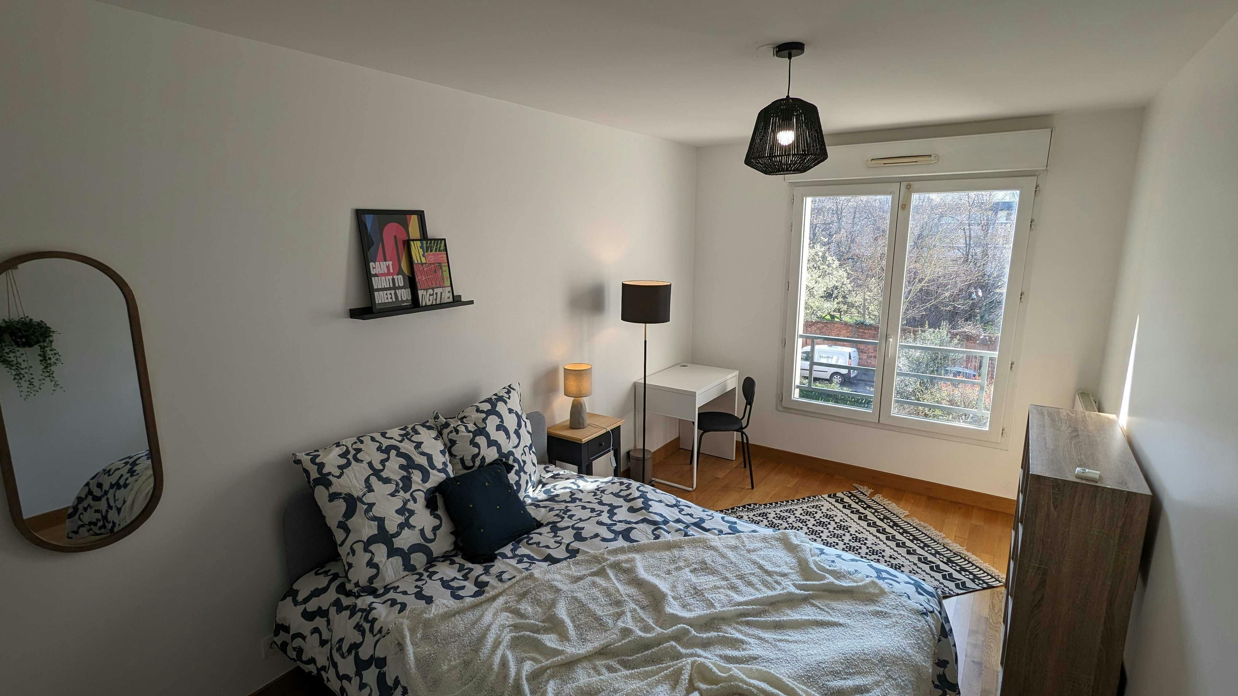 Rue Pierre Lhomme, Courbevoie preview
