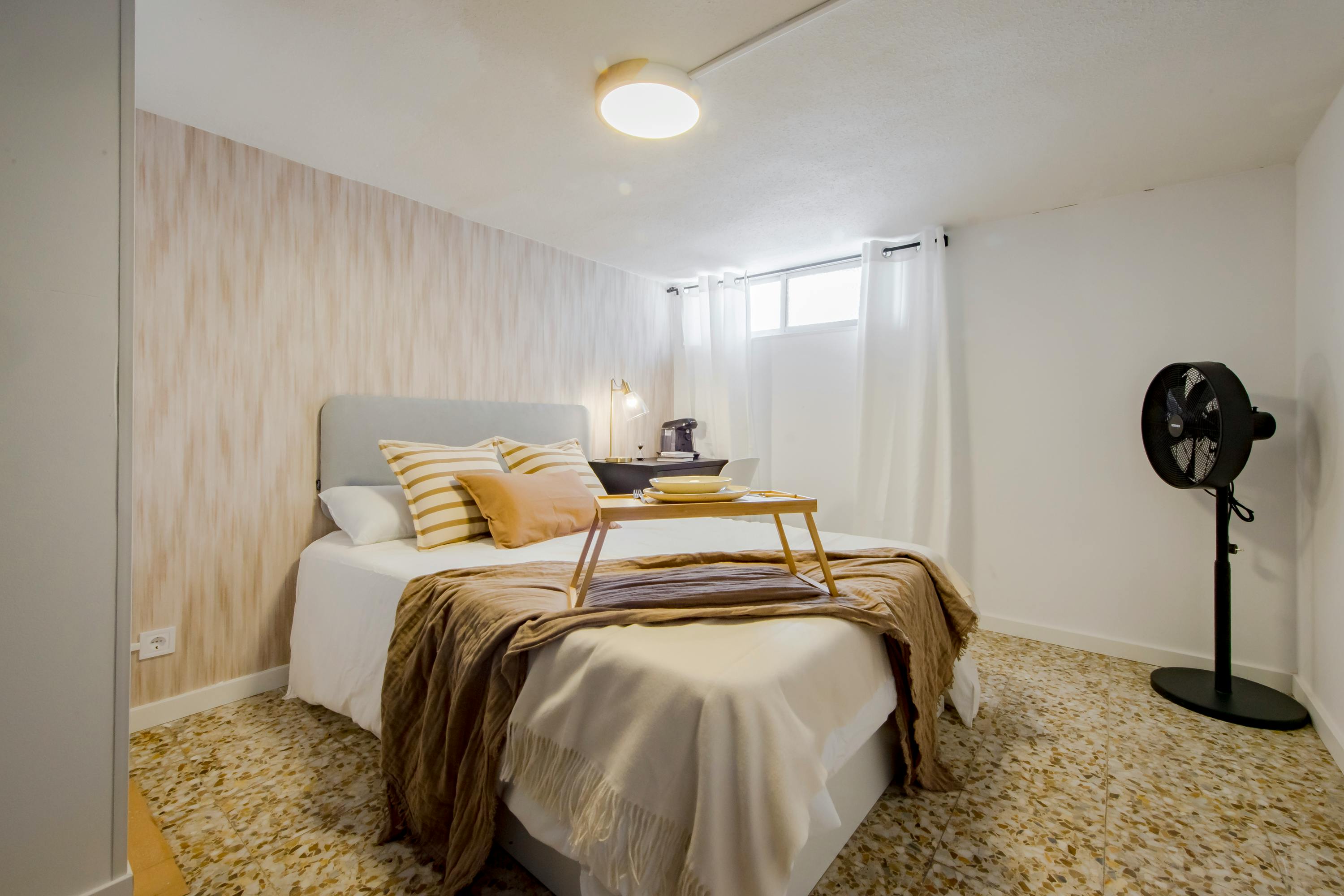 Shared room for rent for €810 per month in Pozuelo de Alarcón, Calle Aguamarina
