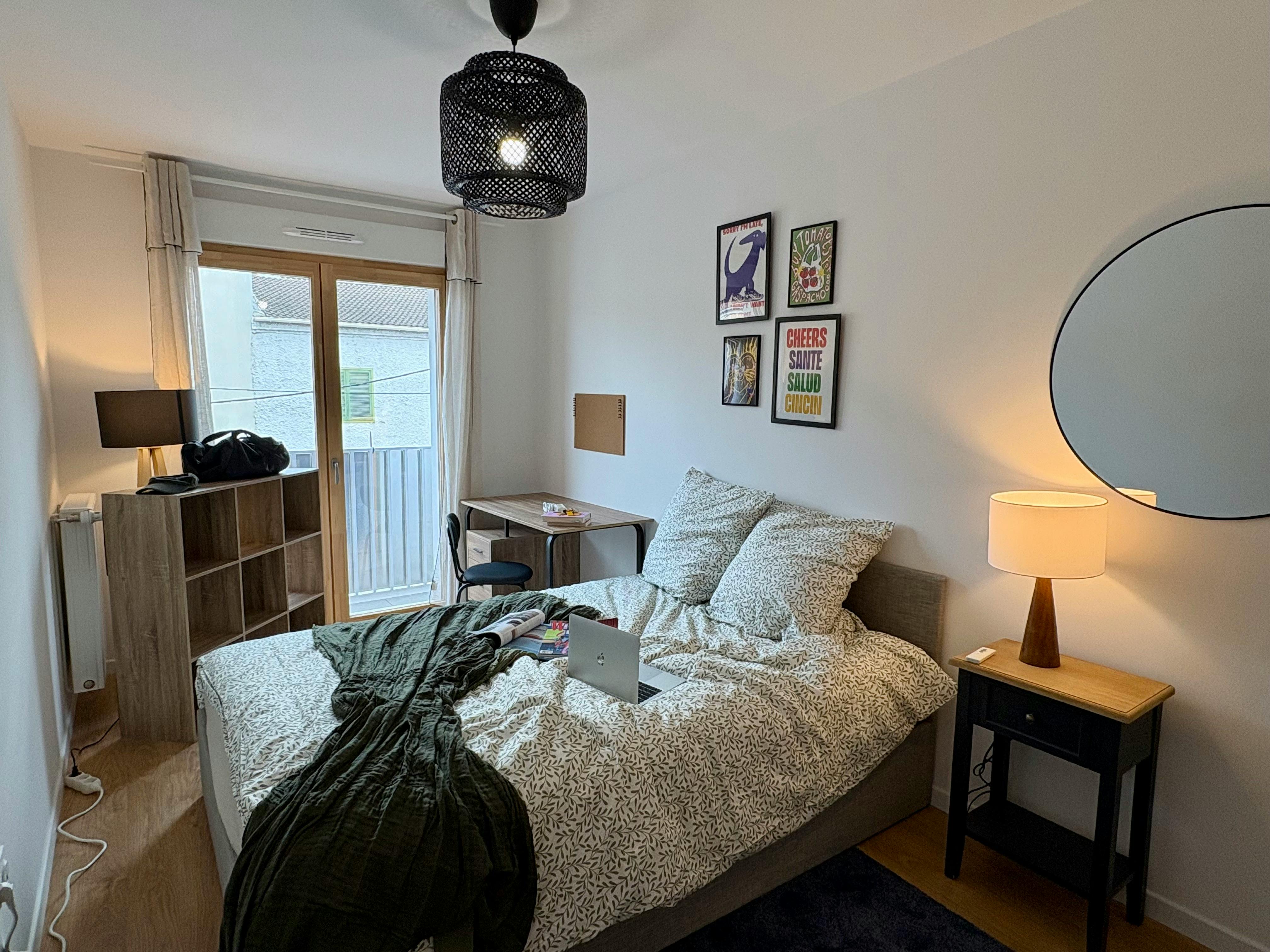 Chambre privée à louer pour 910 €/mois à Montreuil, Rue de Paris