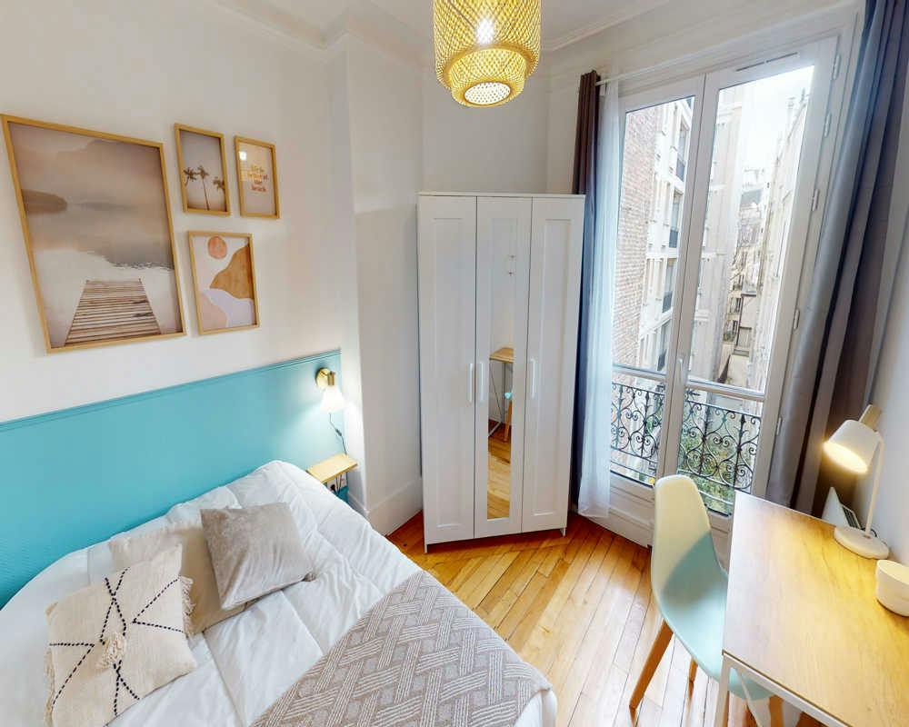 Rue des Cloys, Paris preview