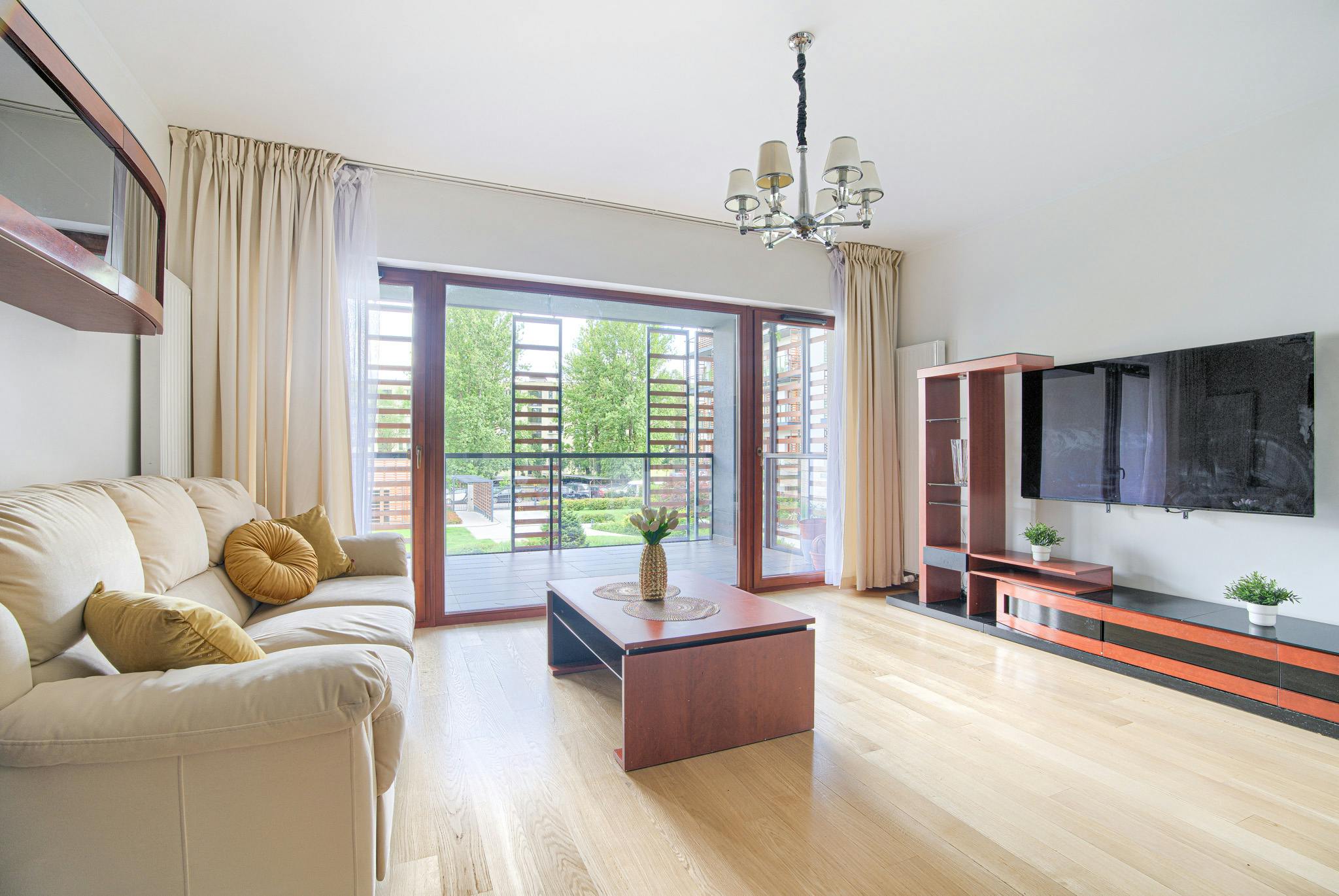 Apartment for rent for €1,190 per month in Warsaw, Konstancińska