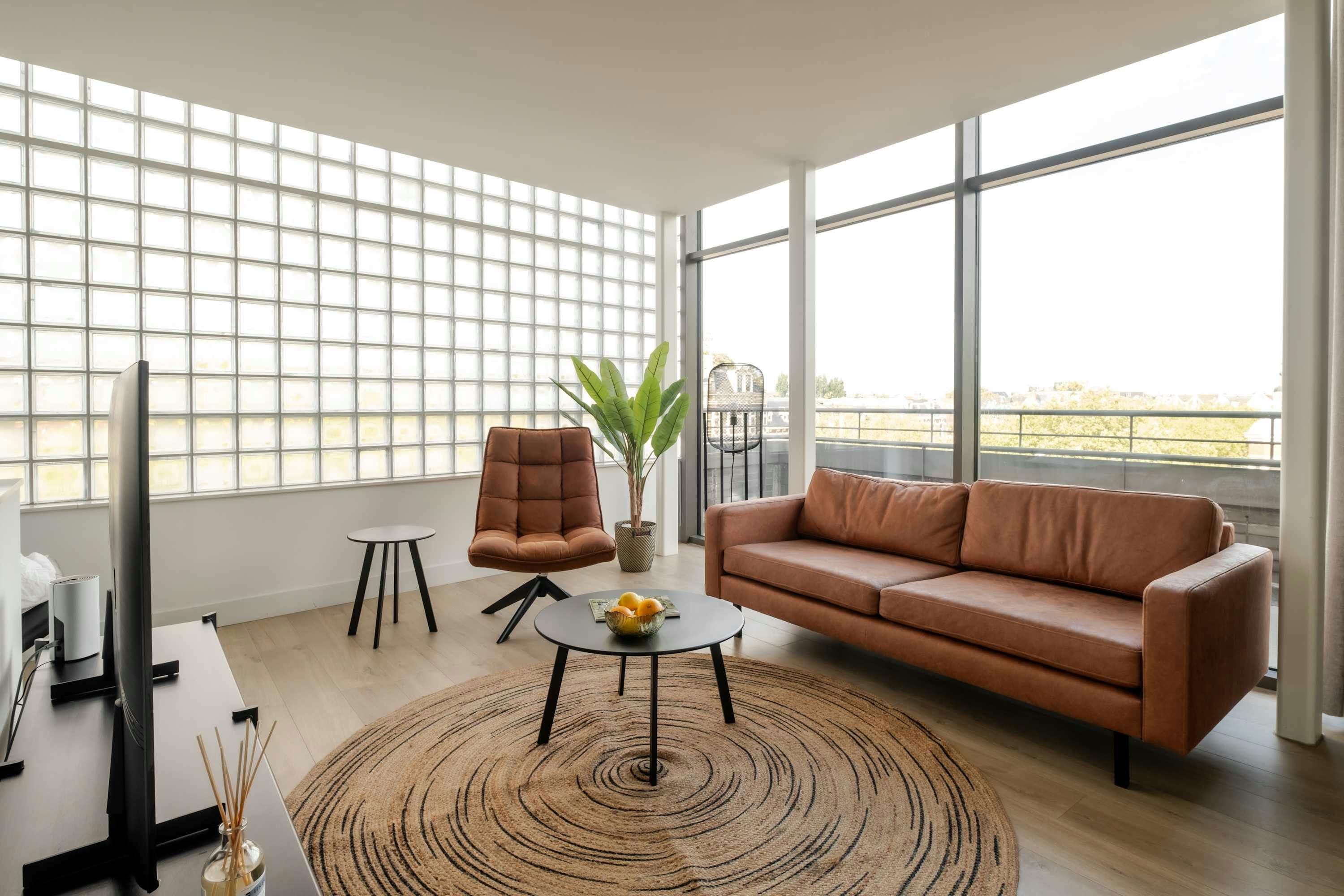 Apartment for rent for €4,200 per month in Rotterdam, 's-Gravendijkwal