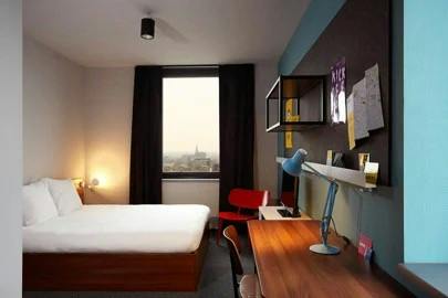 Private room for rent for €2,100 per month in Eindhoven, Stationsweg