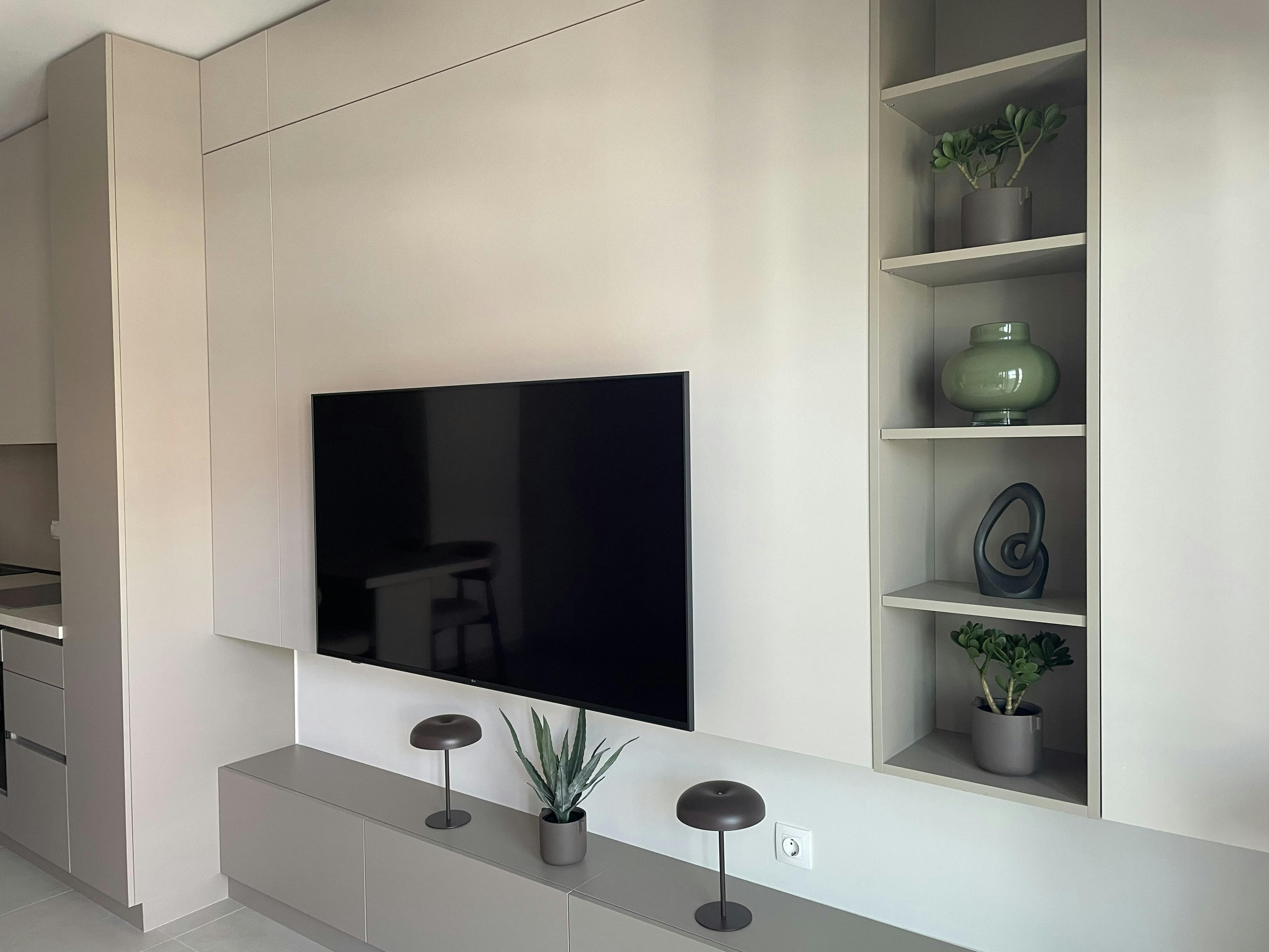 Appartement te huur voor € 1.200 per maand in Alexandroupoli, Enou