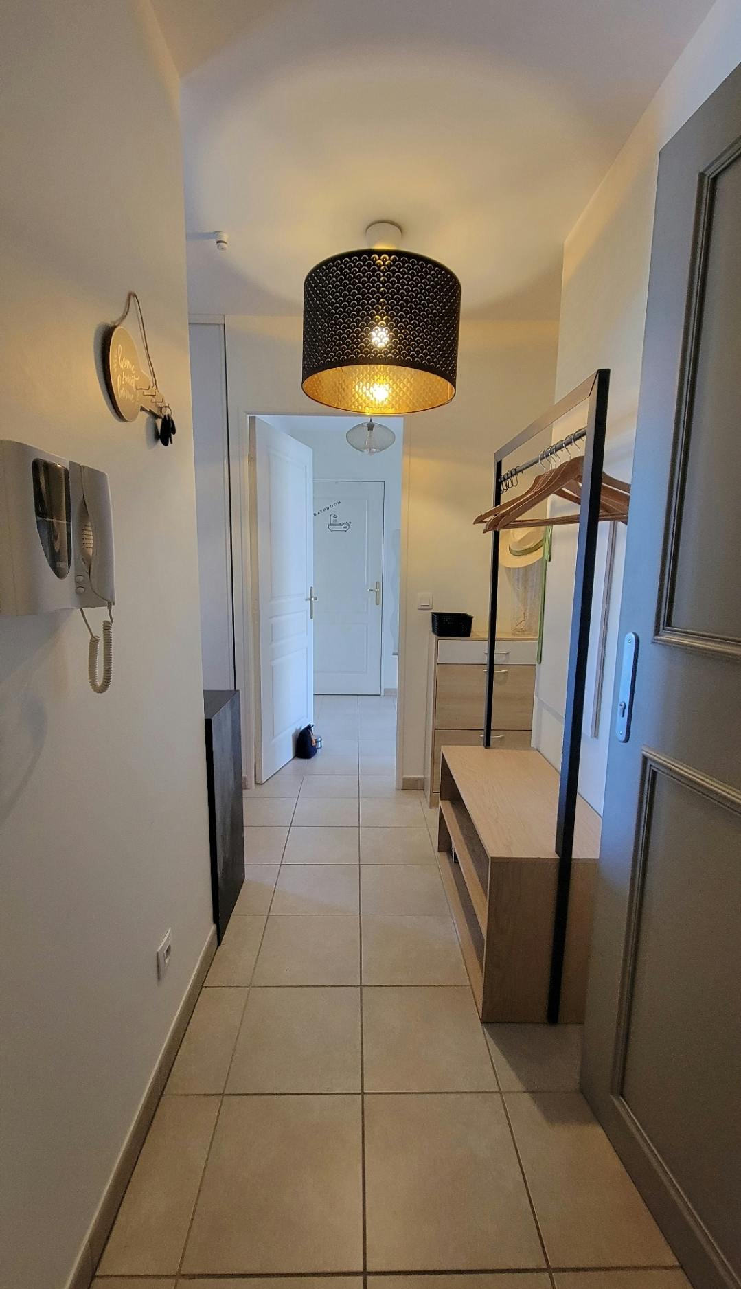 2-Bedroom Apartment in Rue Jean Amado, Aix-en-Provence (1741376) ROOM 1