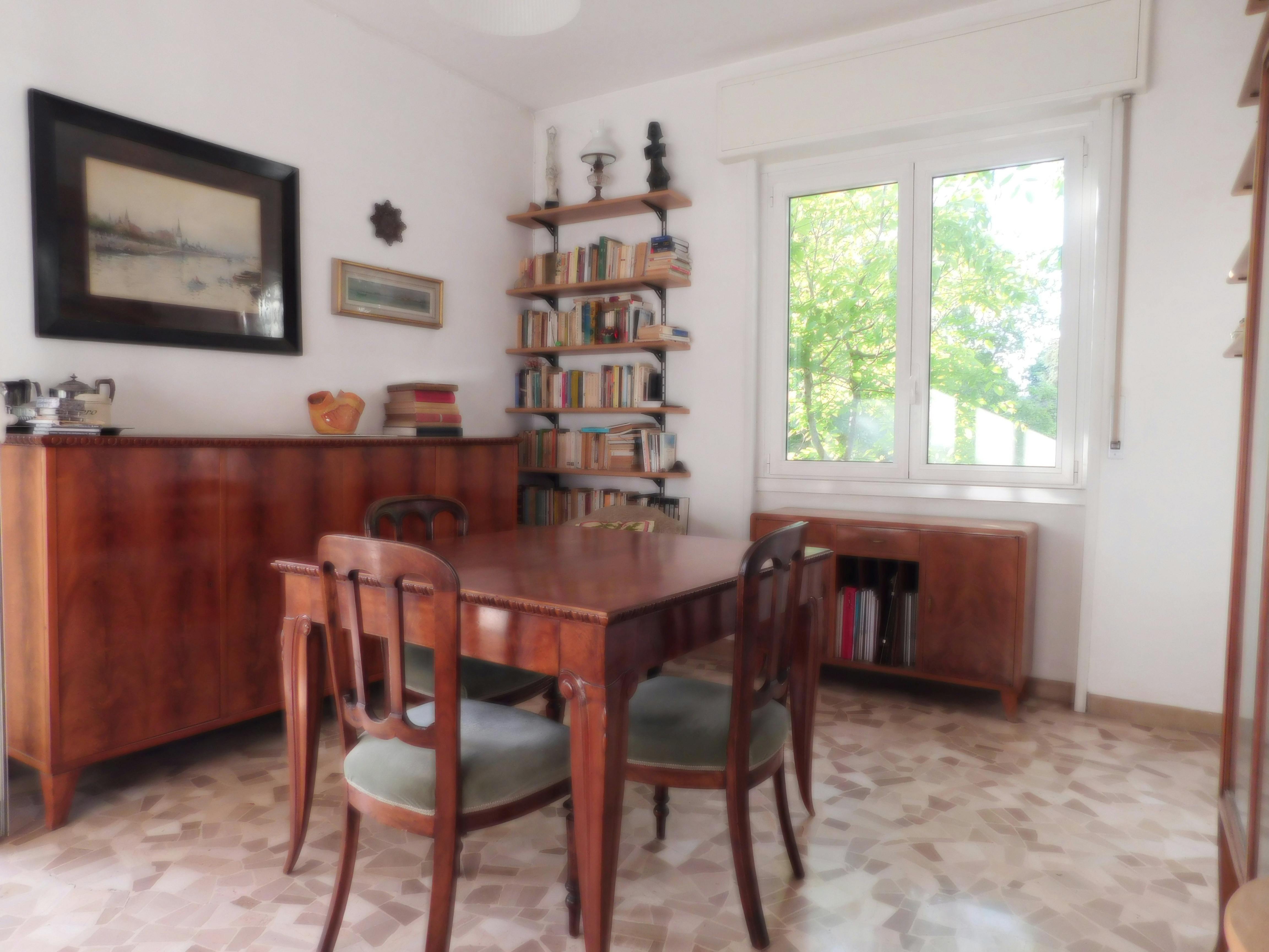 Квартира за оренду для 1 200 EUR на місяць у Milan, Viale San Gimignano